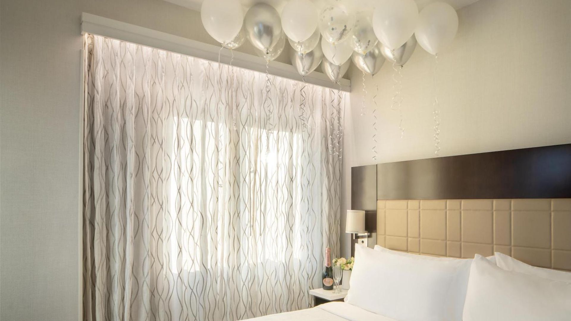 Newly Renovated Embassy By Hilton Manhattan Times Square 4* New York
