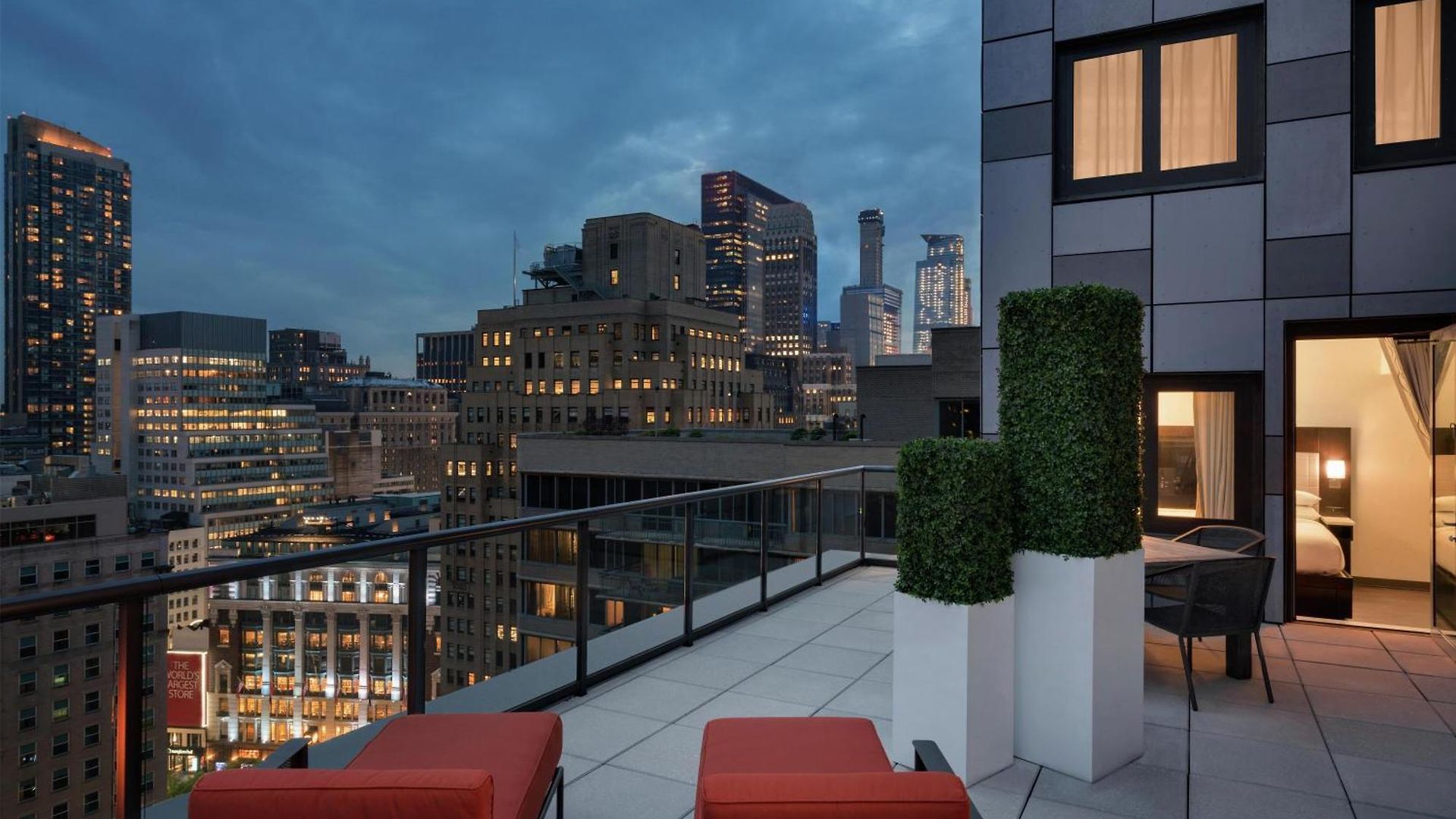 Newly Renovated Embassy By Hilton Manhattan Times Square 4*