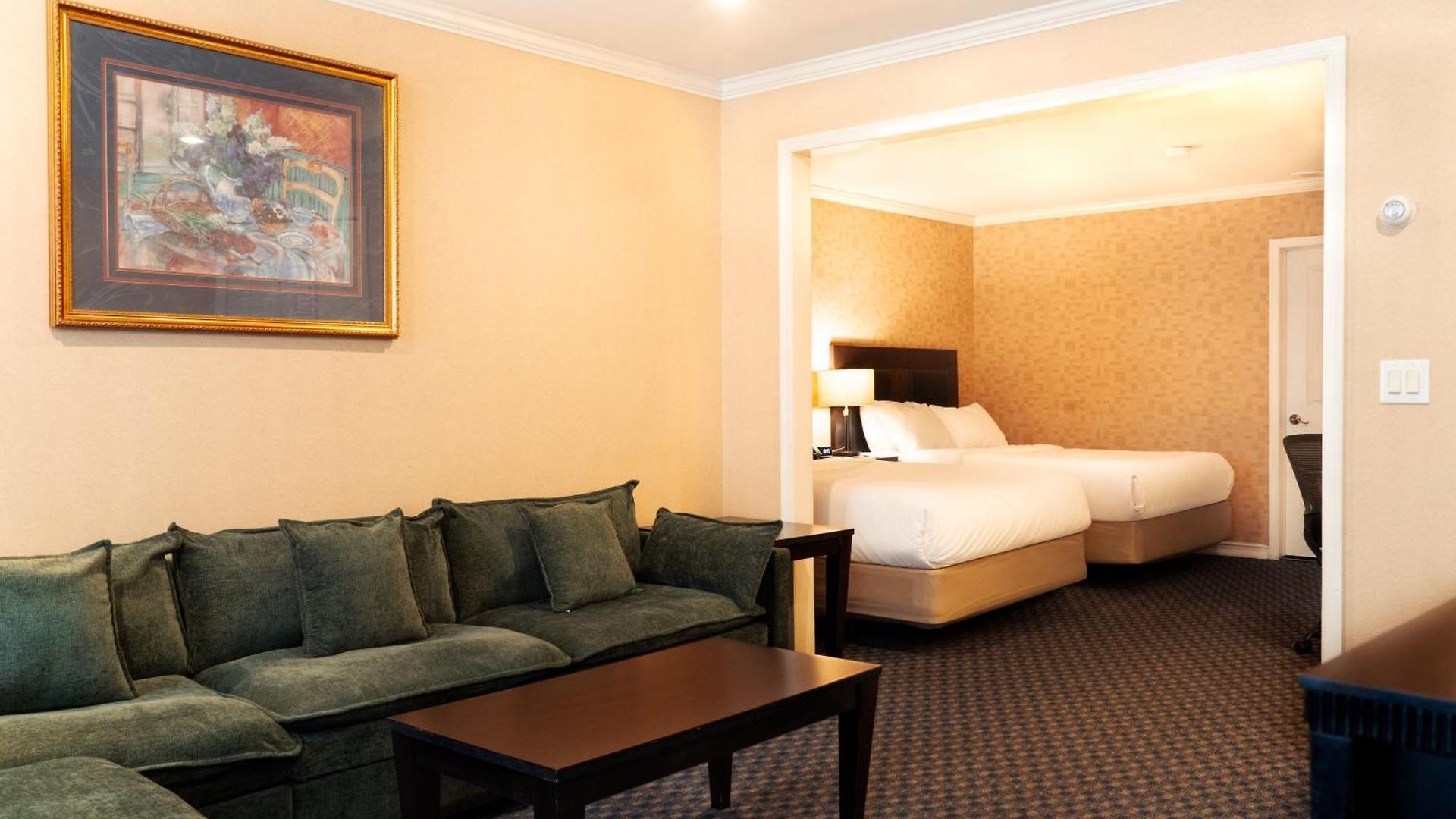 Stanford Hotel 3*