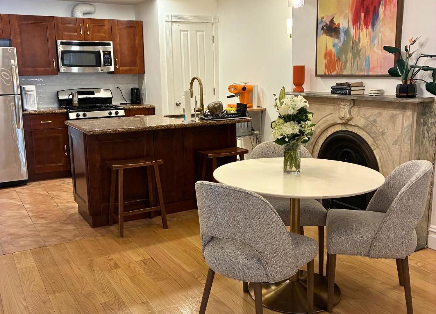 Guest house Brooklyn - Bed-stuy - Spacious Private 2br 4*