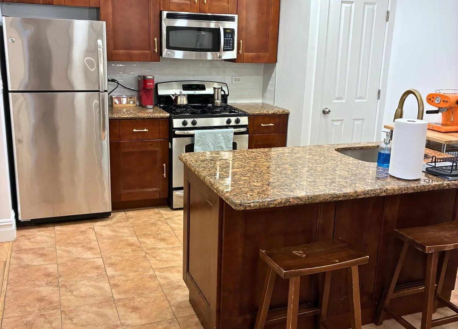 Guest house Brooklyn - Bed-stuy - Spacious Private 2br 4*