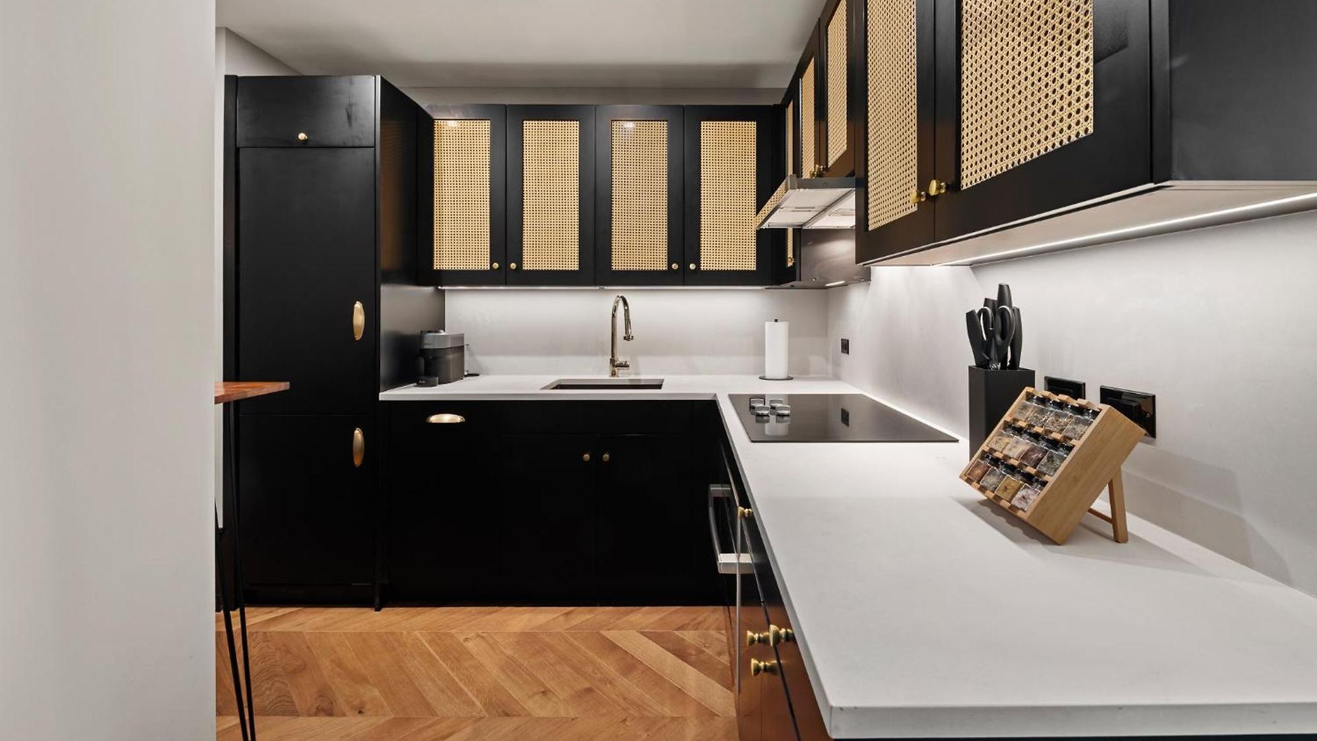 Freeman 802 By Rove Travel - 1brcondo With Shared Amenities * New York