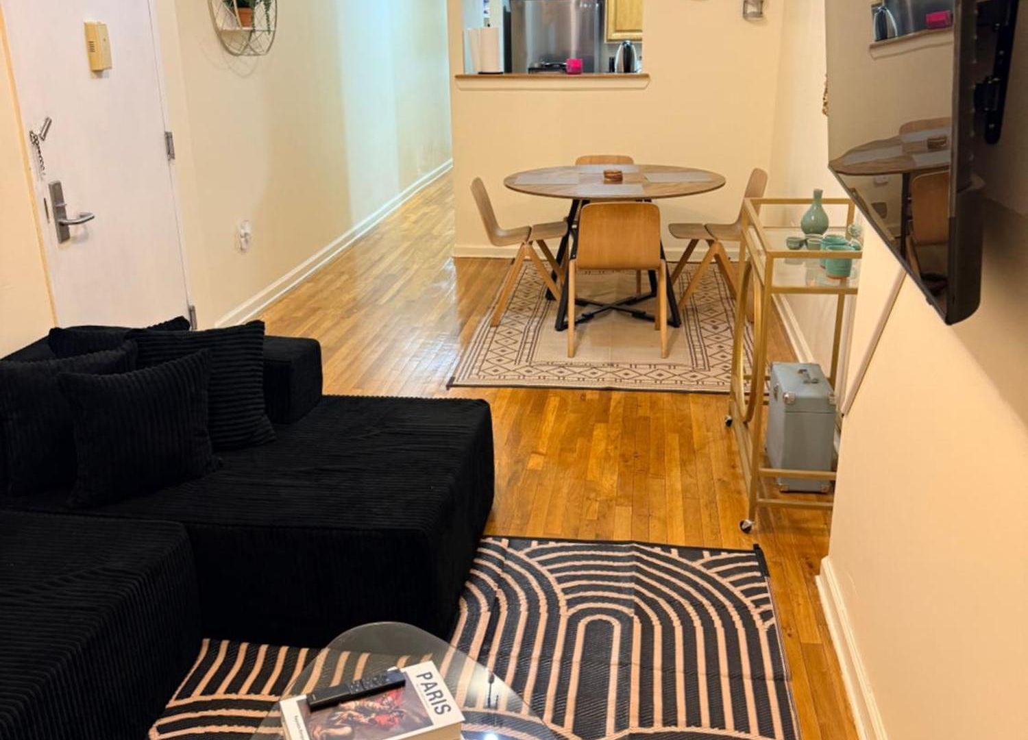 Apartment Throopstar