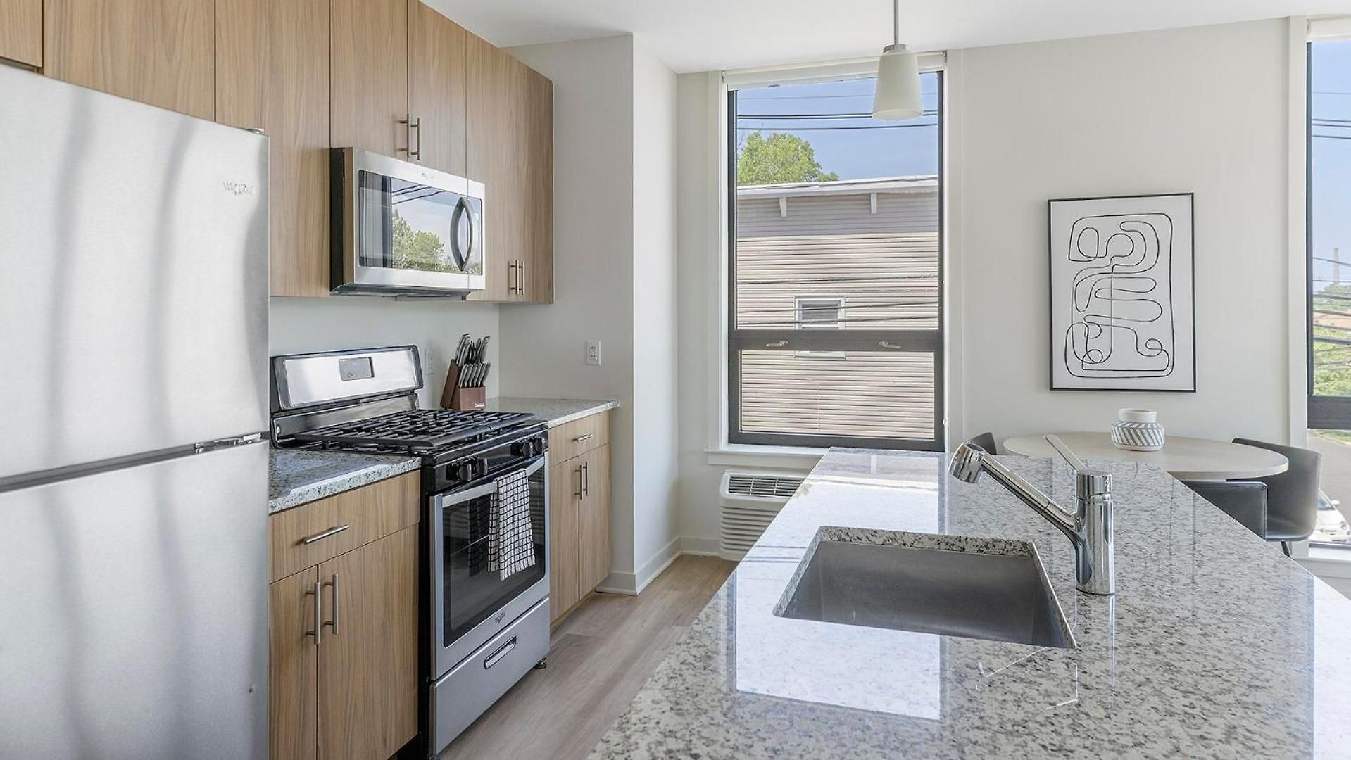 Landing Spectacular 2Bd Courtyard Gym New York