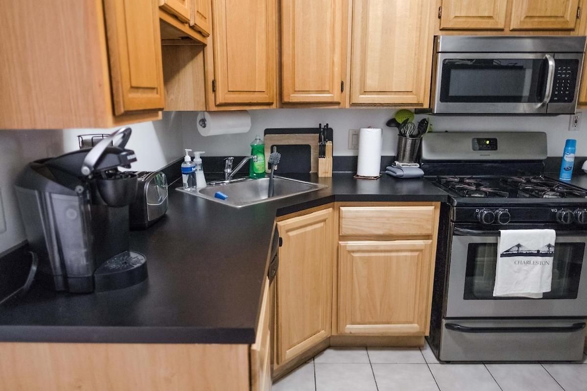 Apartment 2br Near Mount Sinai & Metropolitan Hospitals