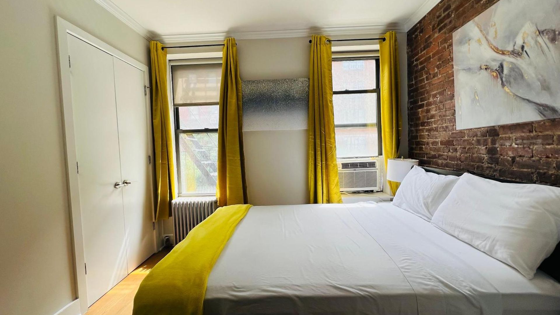 Midtown West By Times Square Apartment *