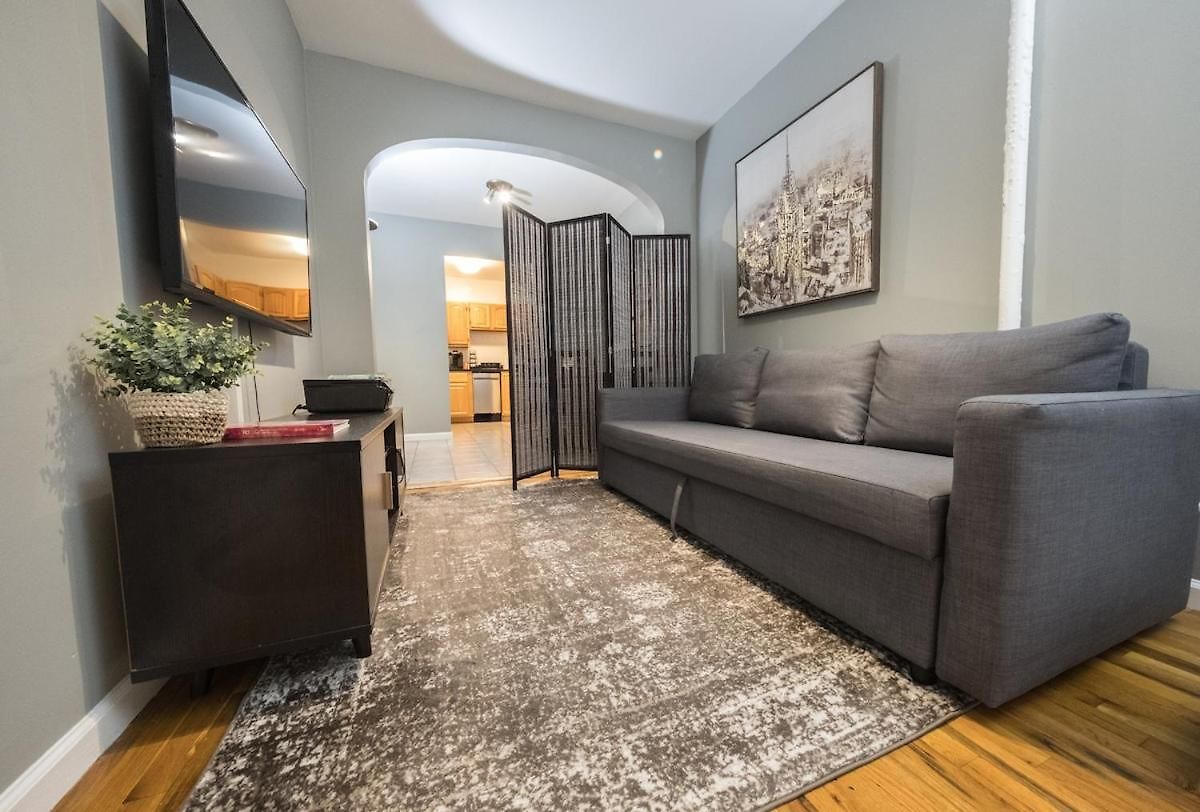 2br Near Mount Sinai & Metropolitan Hospitals *
