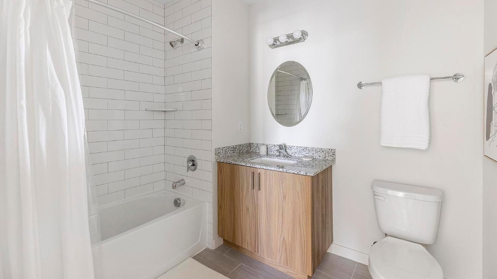 Apartment Landing Spectacular 2Bd Courtyard Gym *