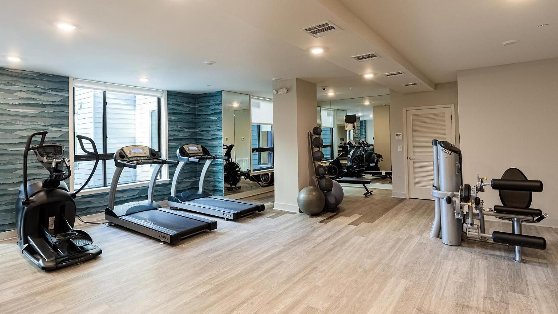Landing Spectacular 2Bd Courtyard Gym Apartment New York