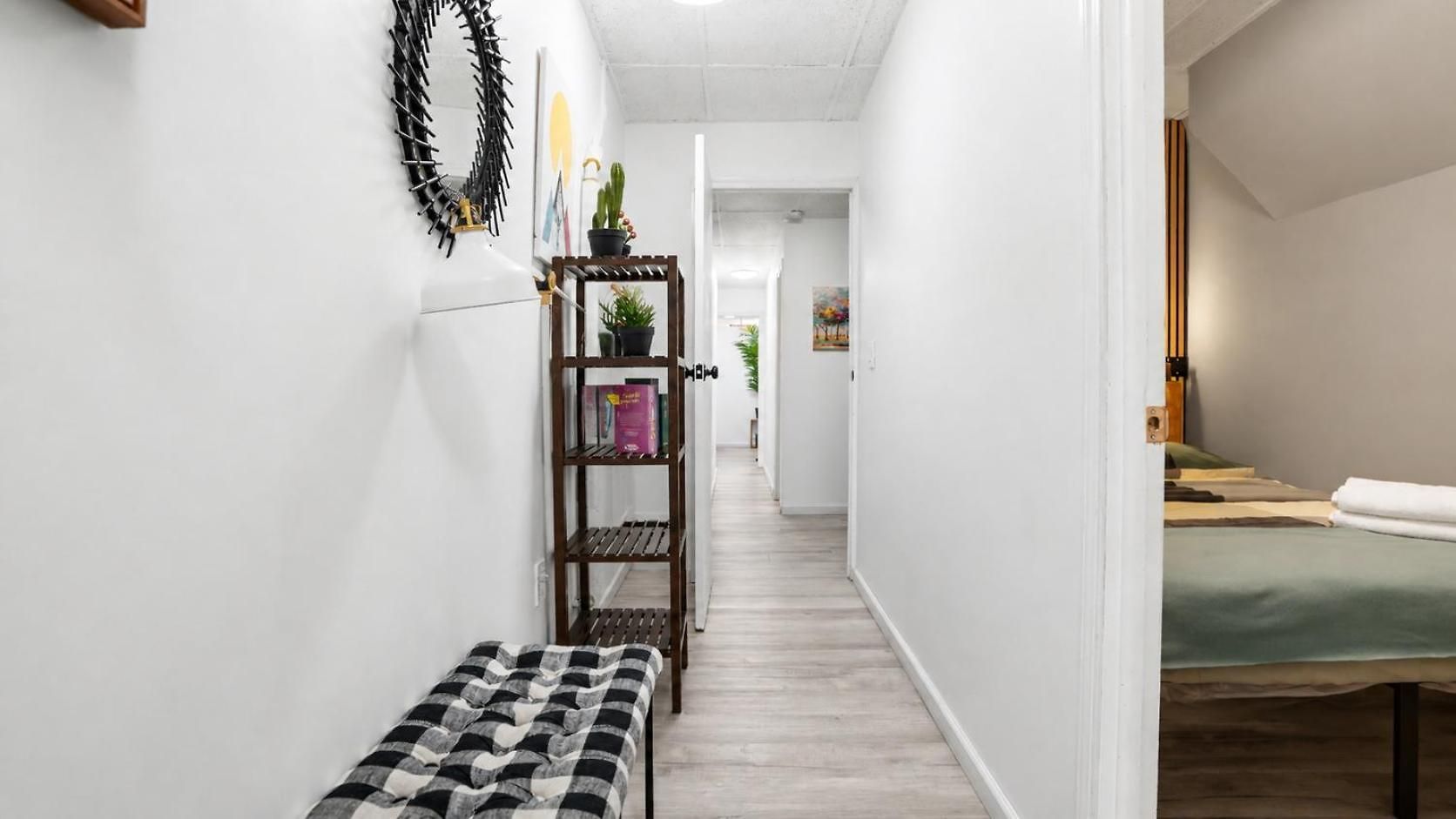 Elegant 3 Bedroom Unit In Lower Manhattan Apartment