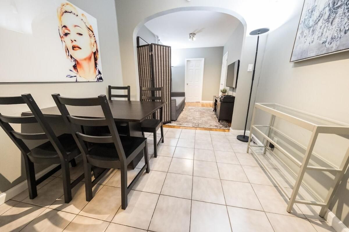 2br Near Mount Sinai & Metropolitan Hospitals Apartment New York