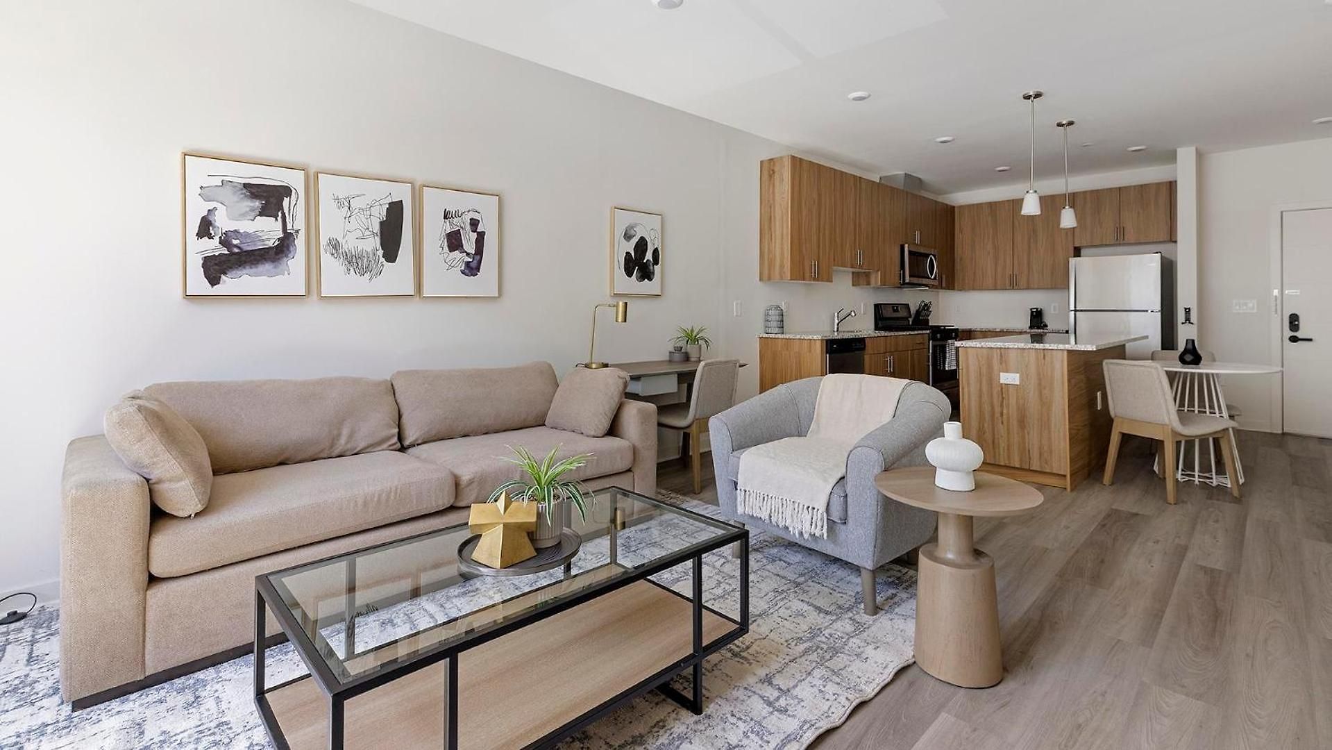 Landing Spectacular 2Bd Courtyard Gym Apartment New York