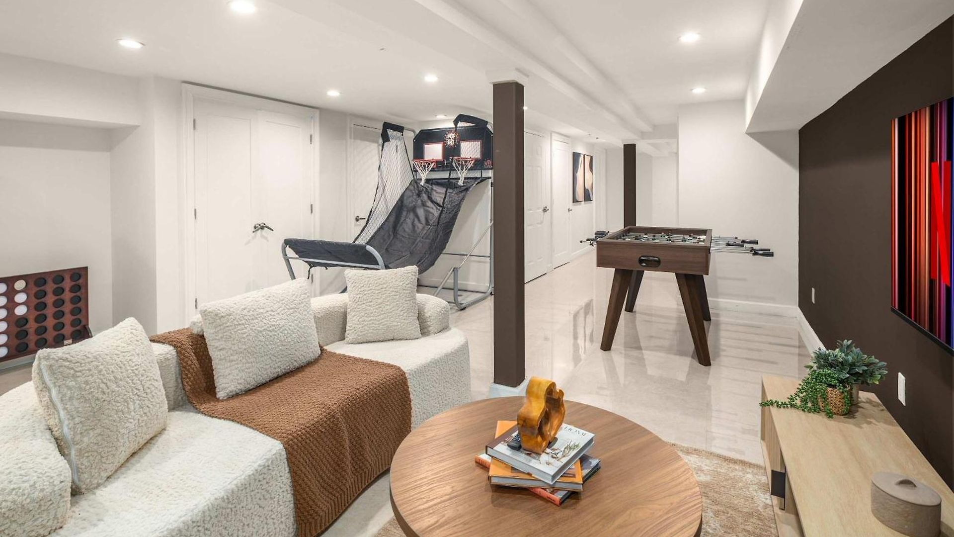 Stylish 3br Designer In Nyc New York