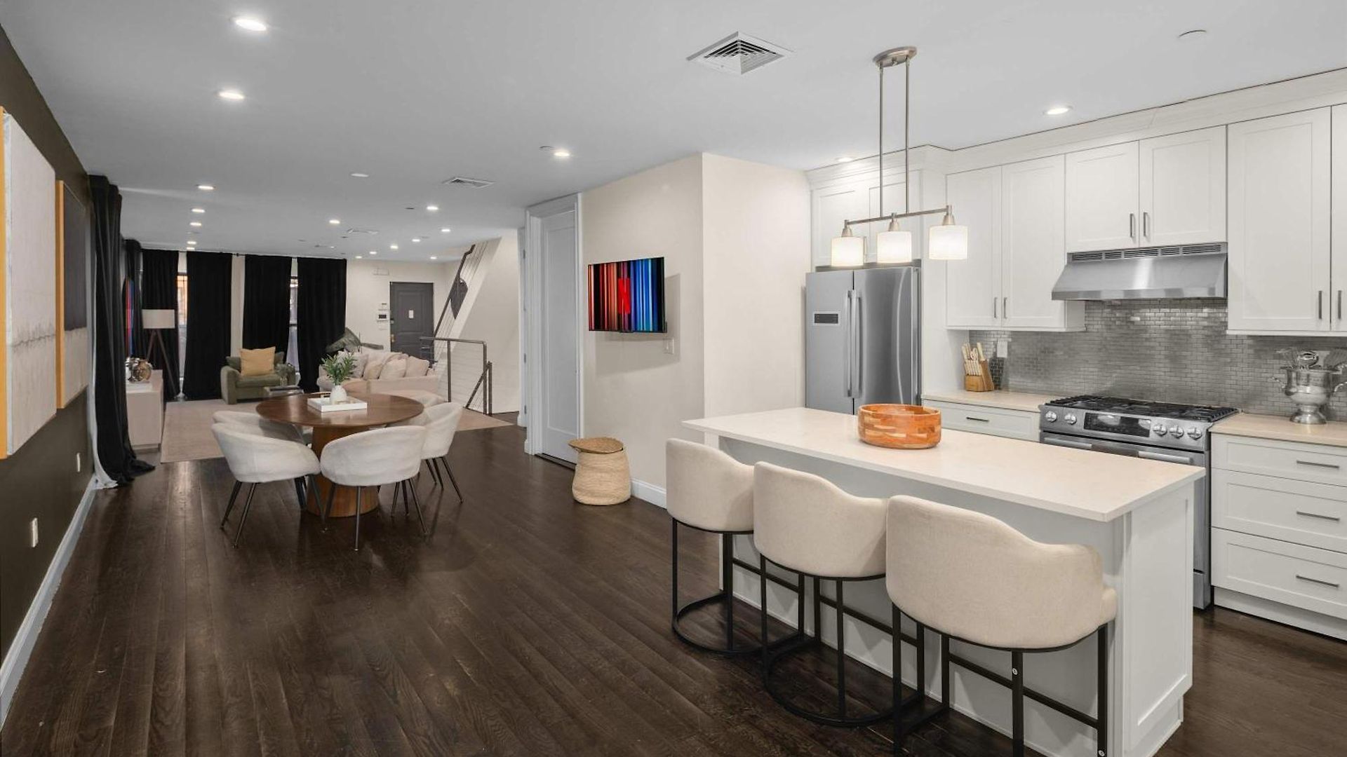 Apartment Stylish 3br Designer In Nyc