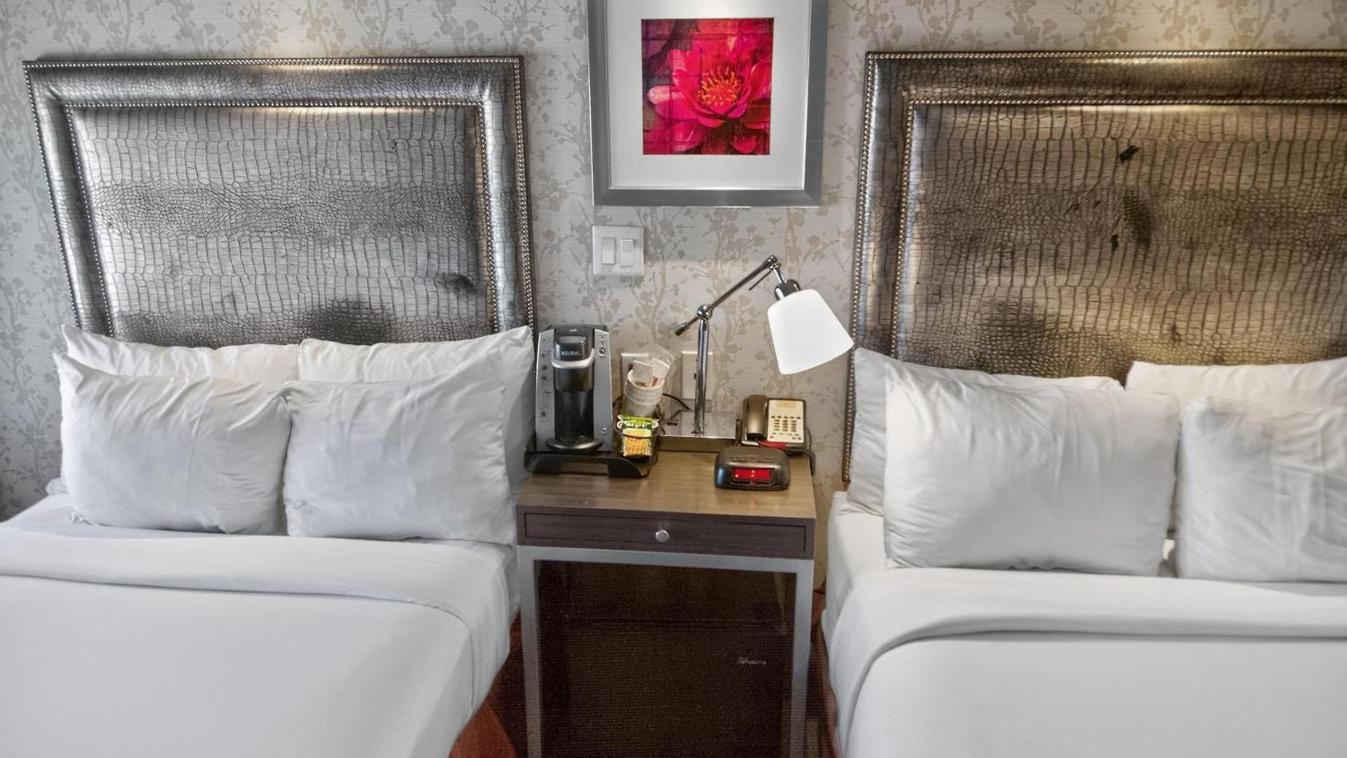 Times Square West Hotel, Bw Signature Collection Hotel