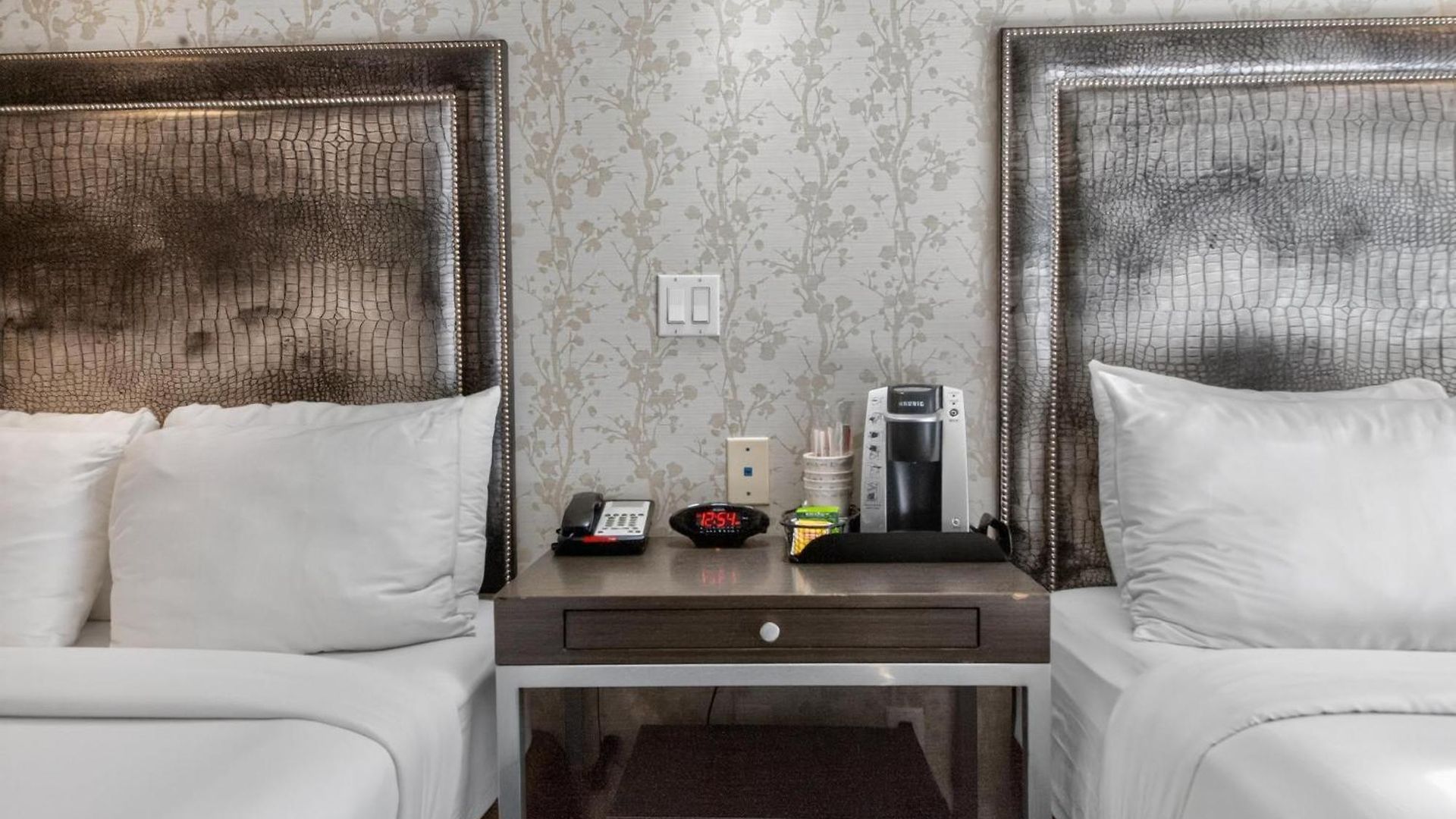 Times Square West Hotel, Bw Signature Collection 3*