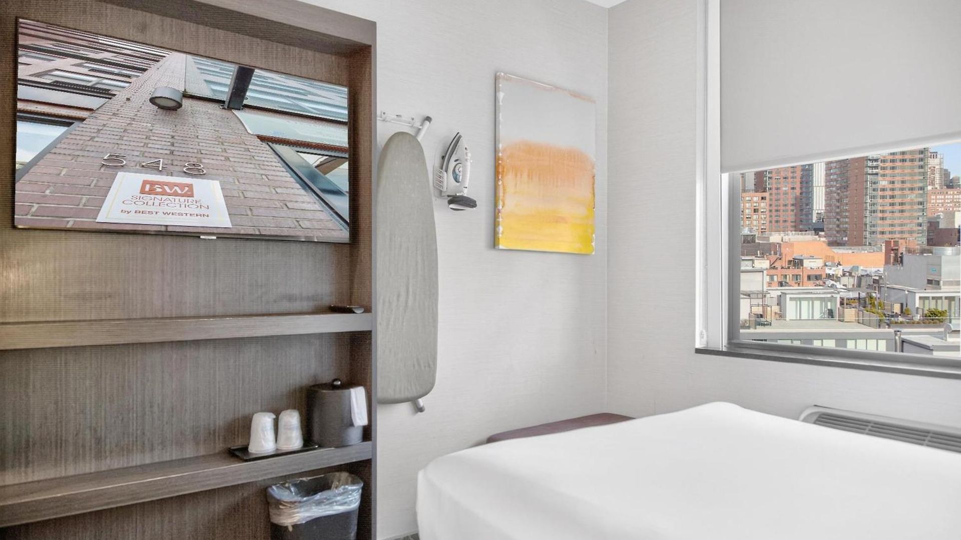 Times Square West Hotel, Bw Signature Collection 3*
