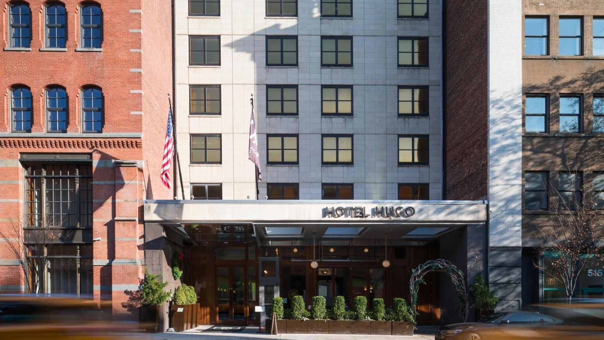 Hugo Hotel 4*