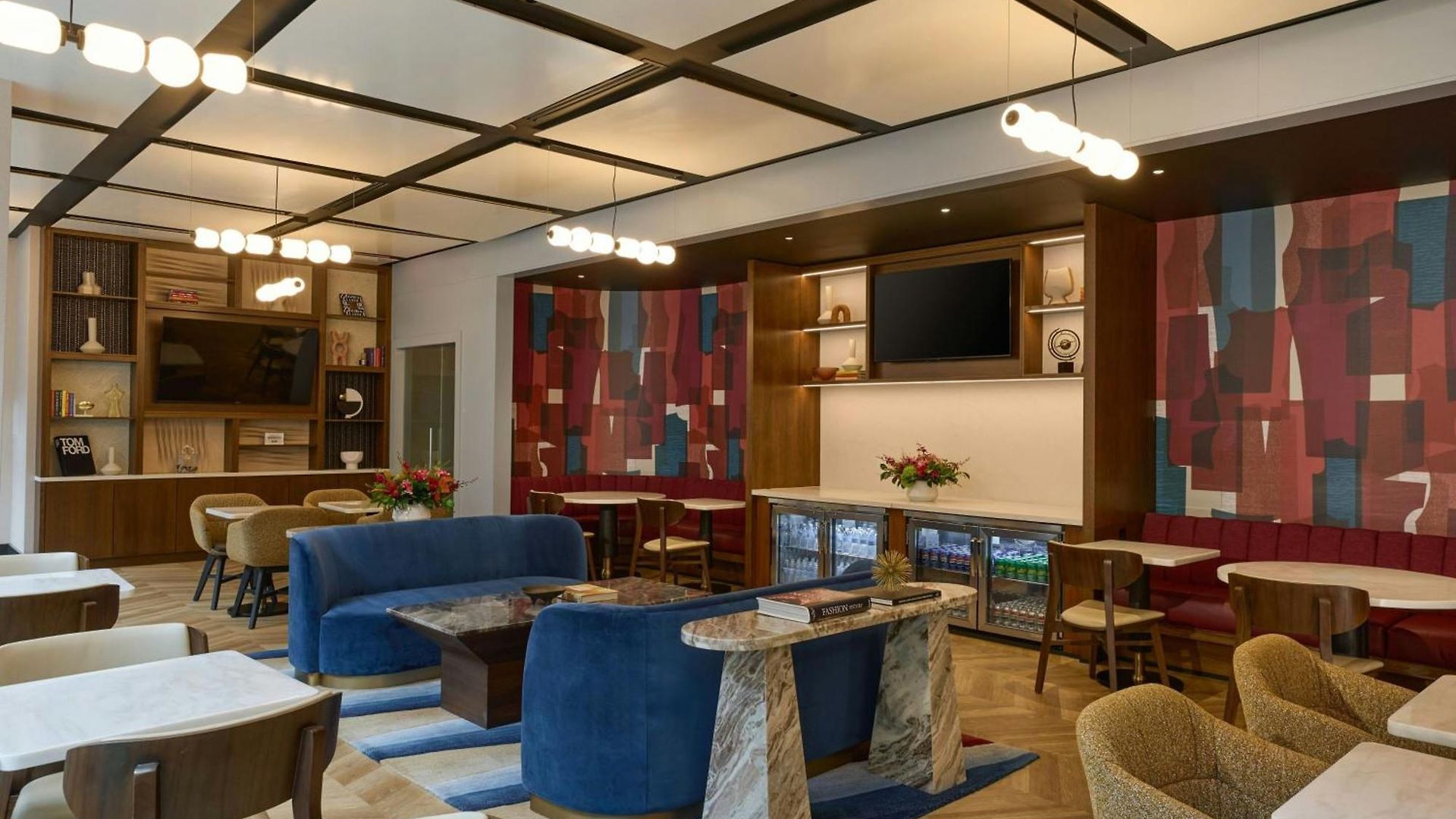 Renaissance Midtown 4*