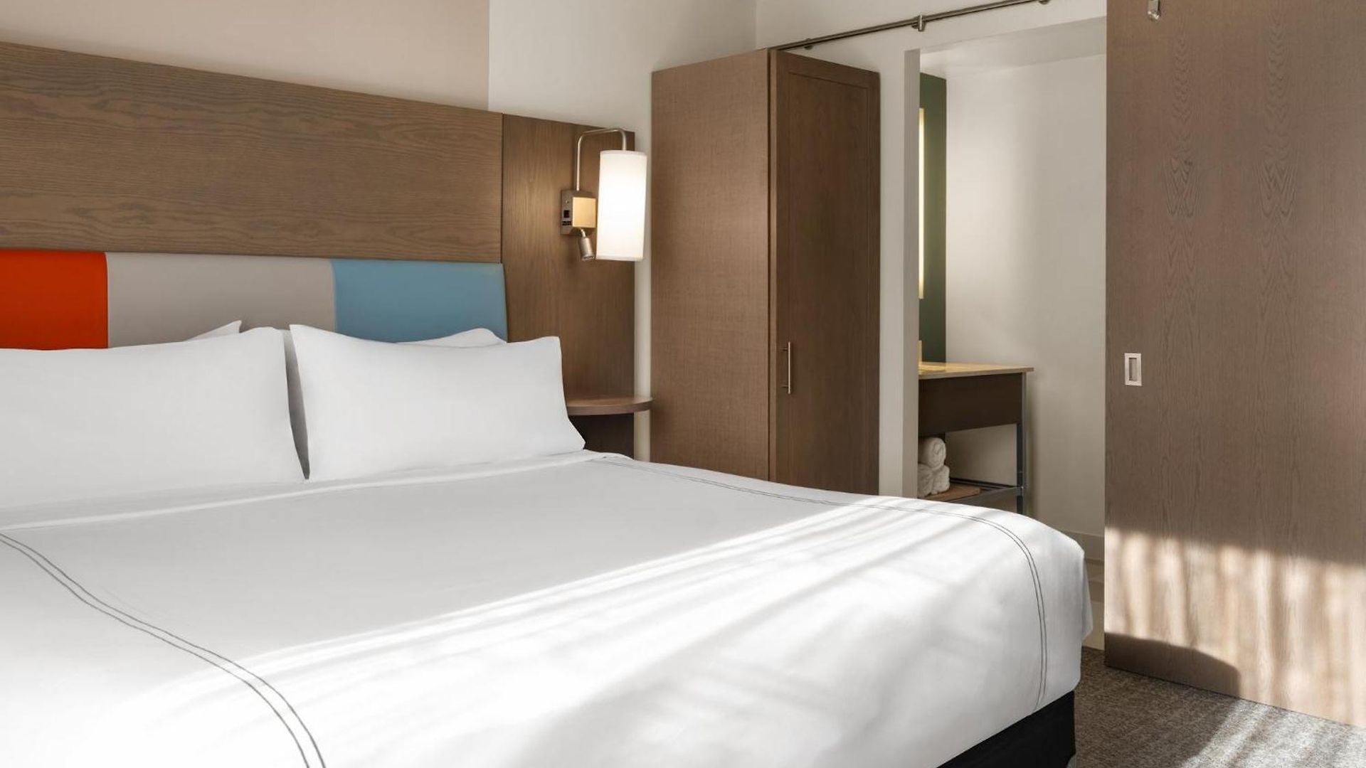 Even Brooklyn By Ihg Hotel New York
