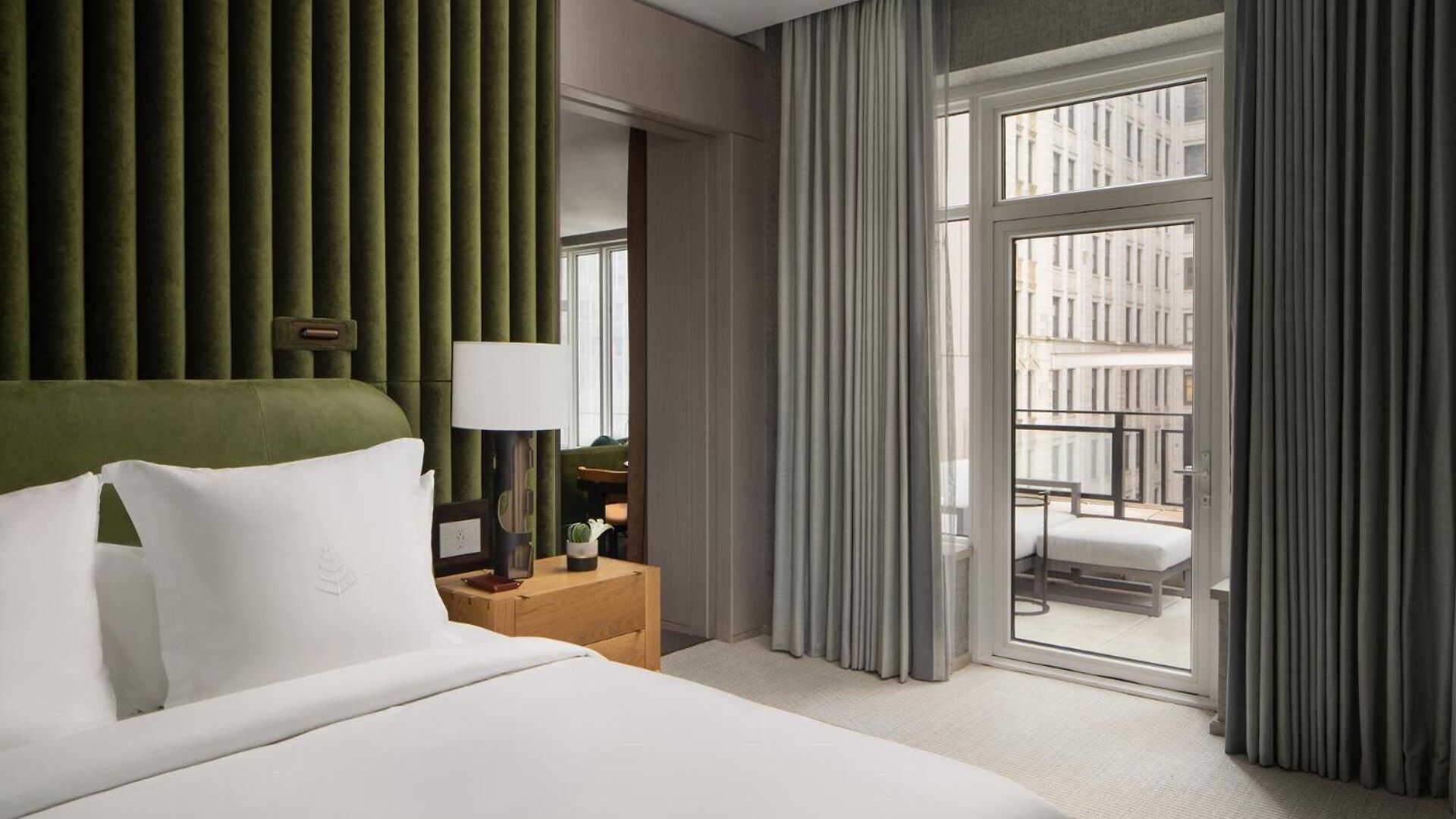 Four Seasons Downtown