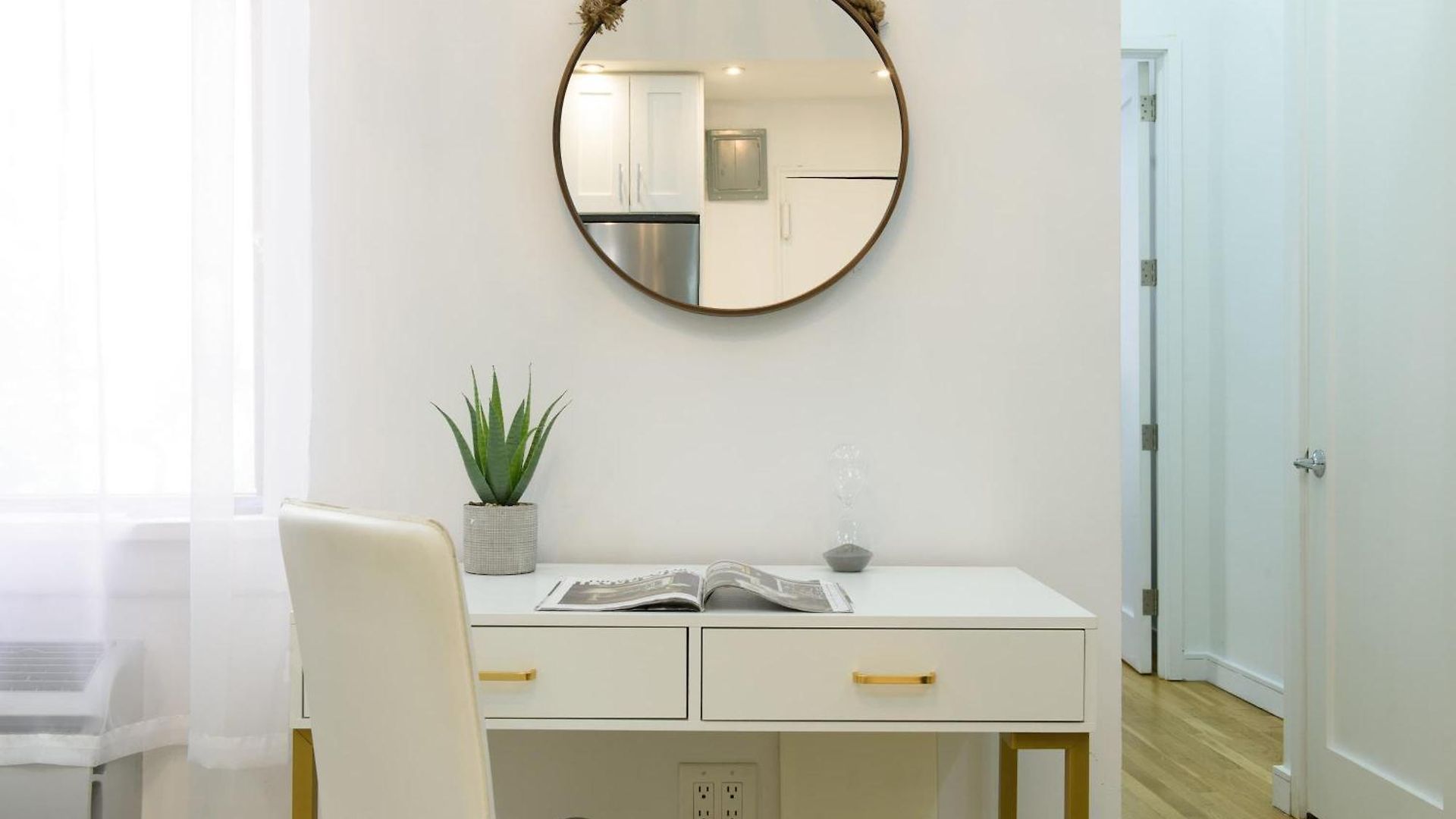 Apartment 62-2b Renovated 1br In Prime Upper East Side