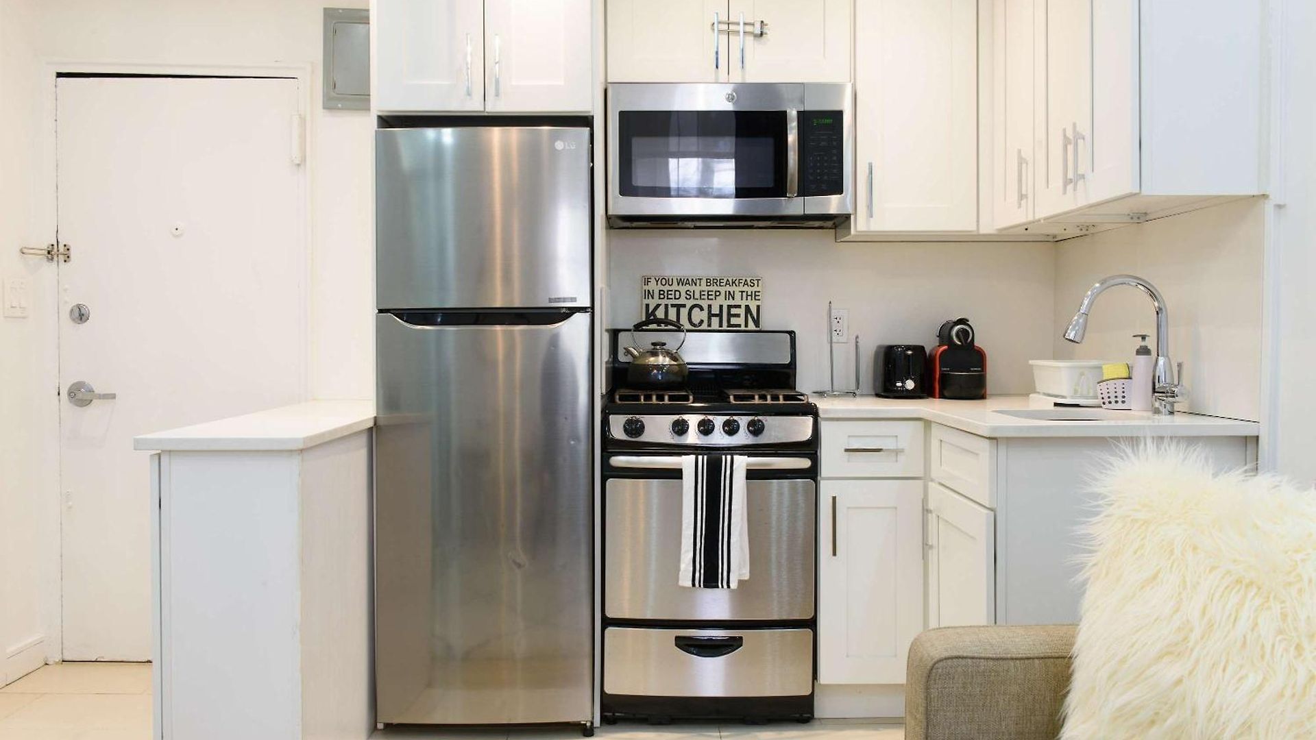62-2b Renovated 1br In Prime Upper East Side *