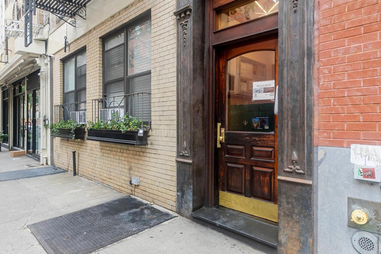 Nolita 1br W Wd Nr New Museum Nyc-1036 Apartment *