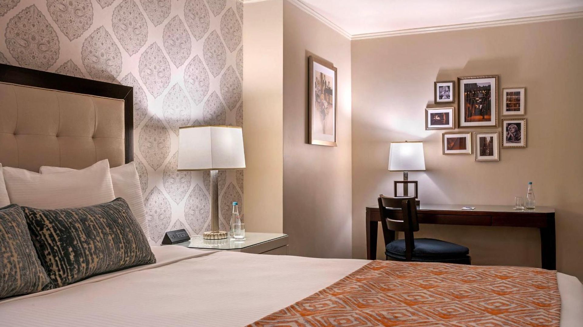 Hotel Warwick 4*