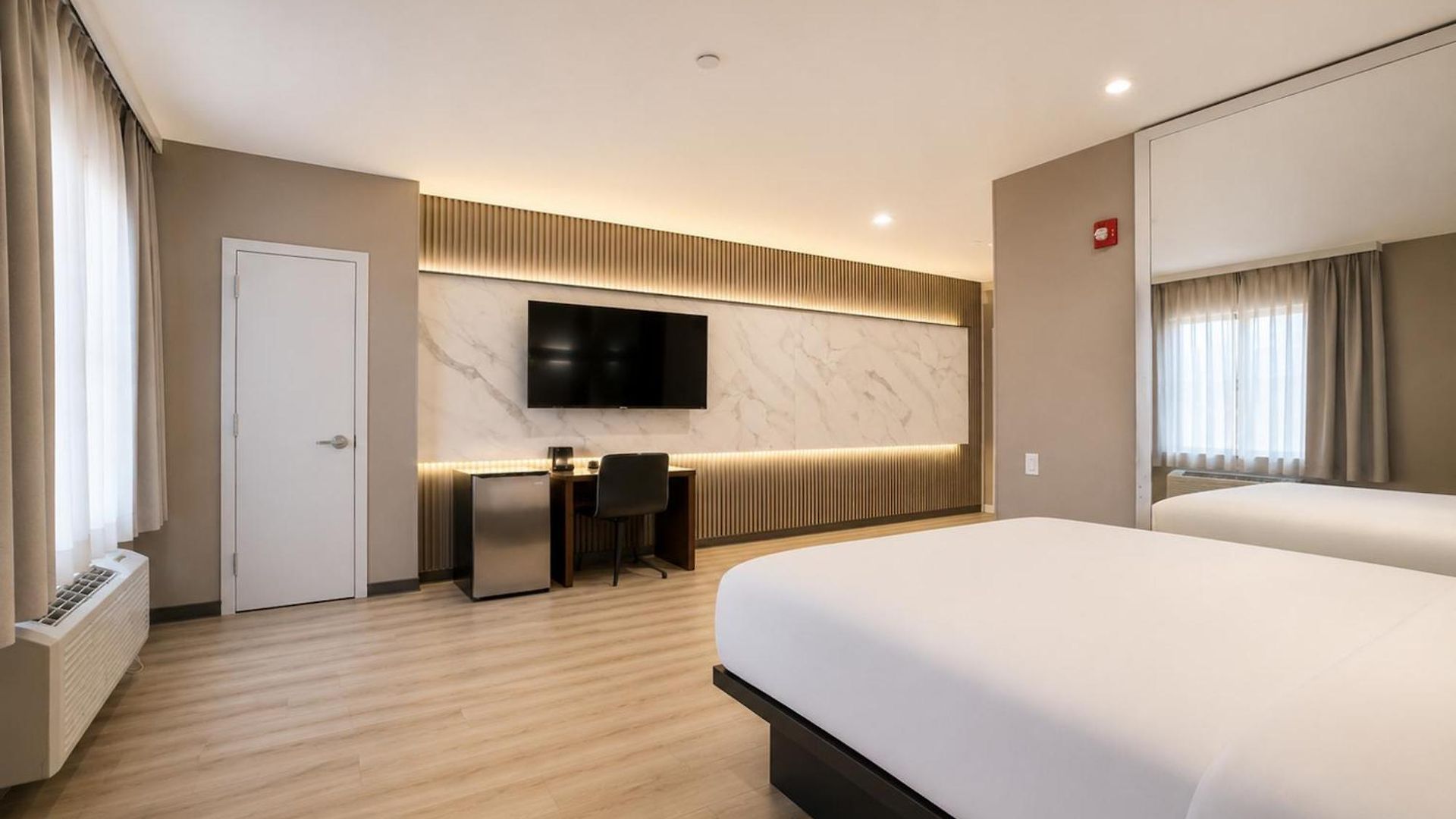 Hotel Pergola Jamaica Jfk New York
