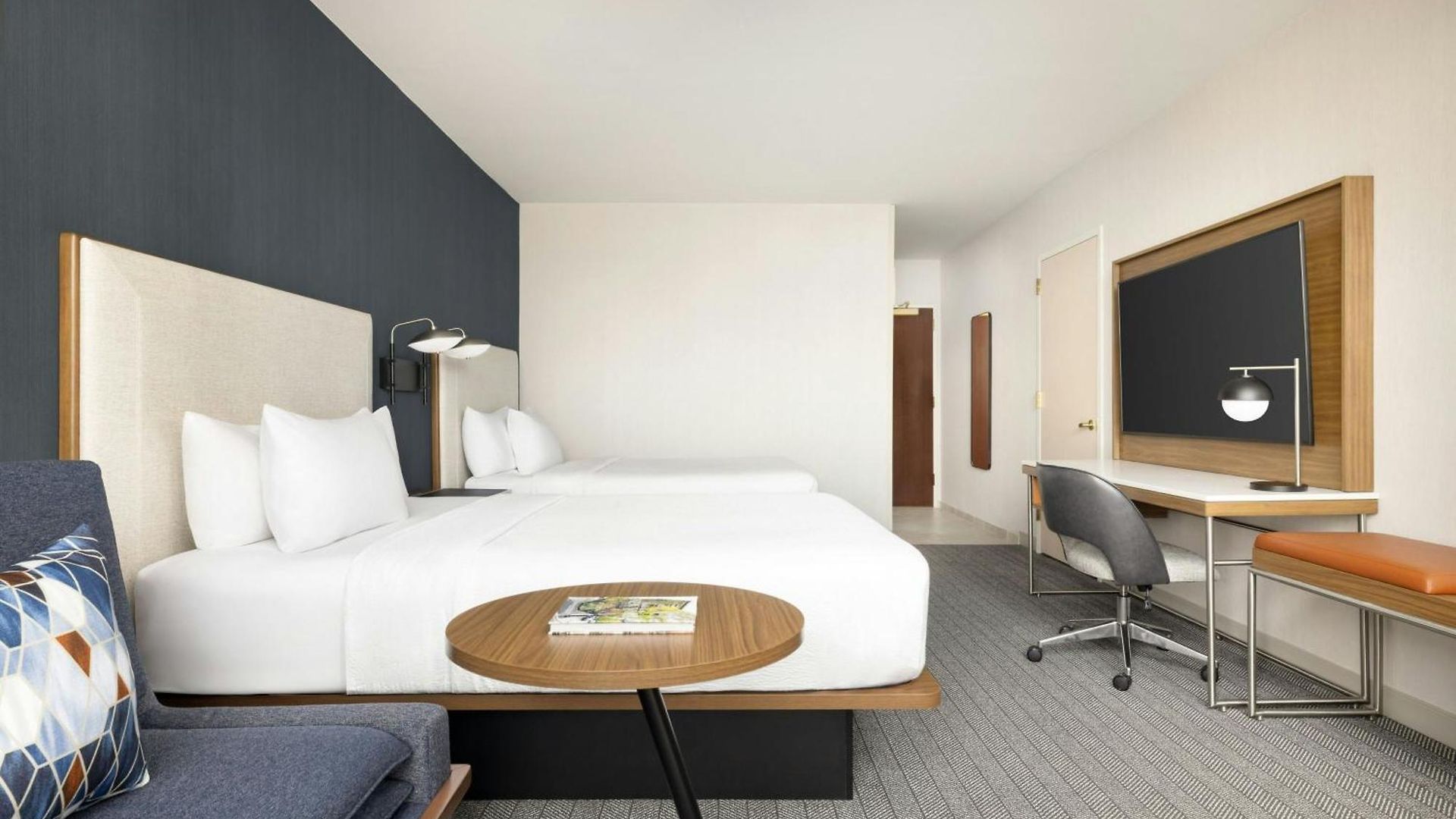 Hotel Courtyard Manhattan/midtown East 4*