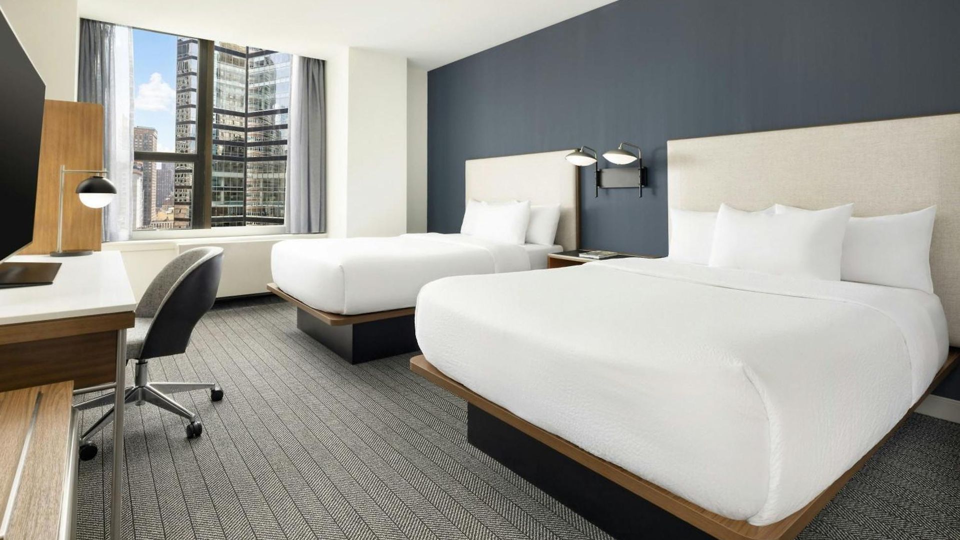Courtyard Manhattan/midtown East 4*
