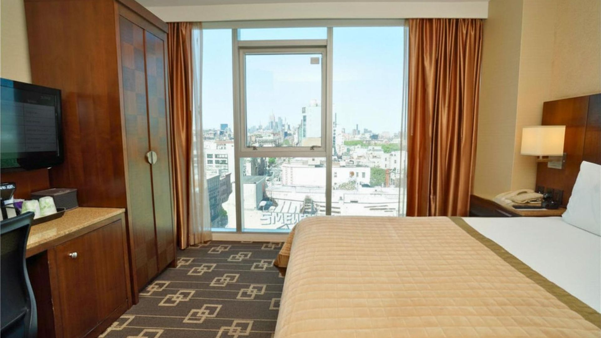 Wyndham Garden Chinatown Hotel