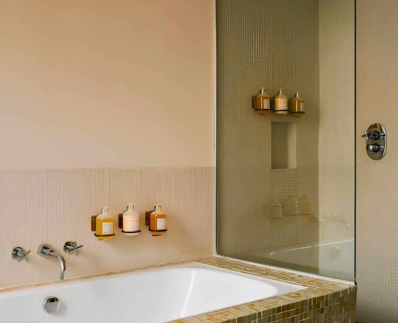 Hotel Chambers 4*