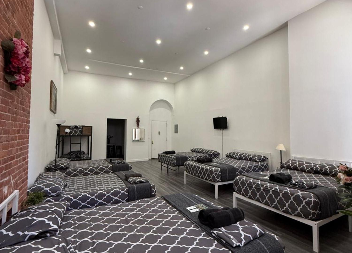 31 Street Broadway Apartment