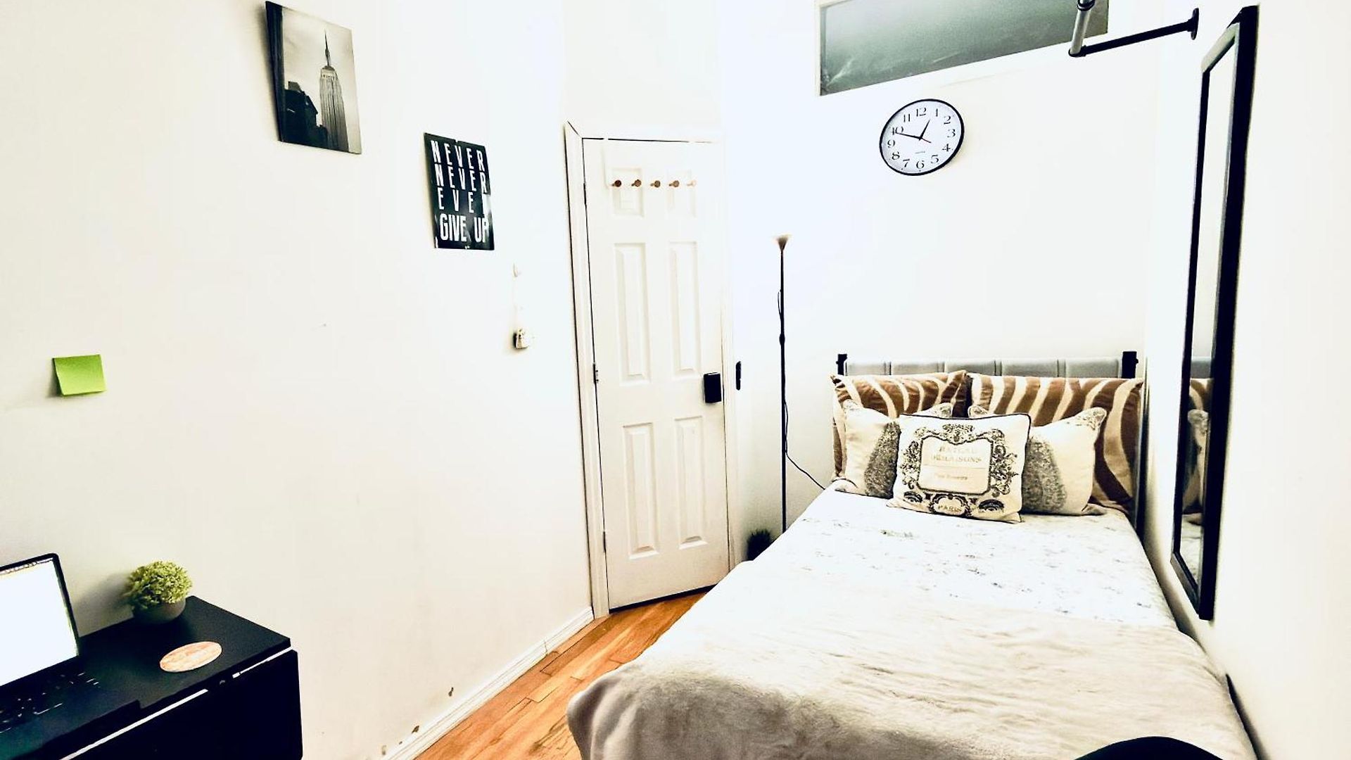 Ues Manhattan #1 In Shared Homestay New York