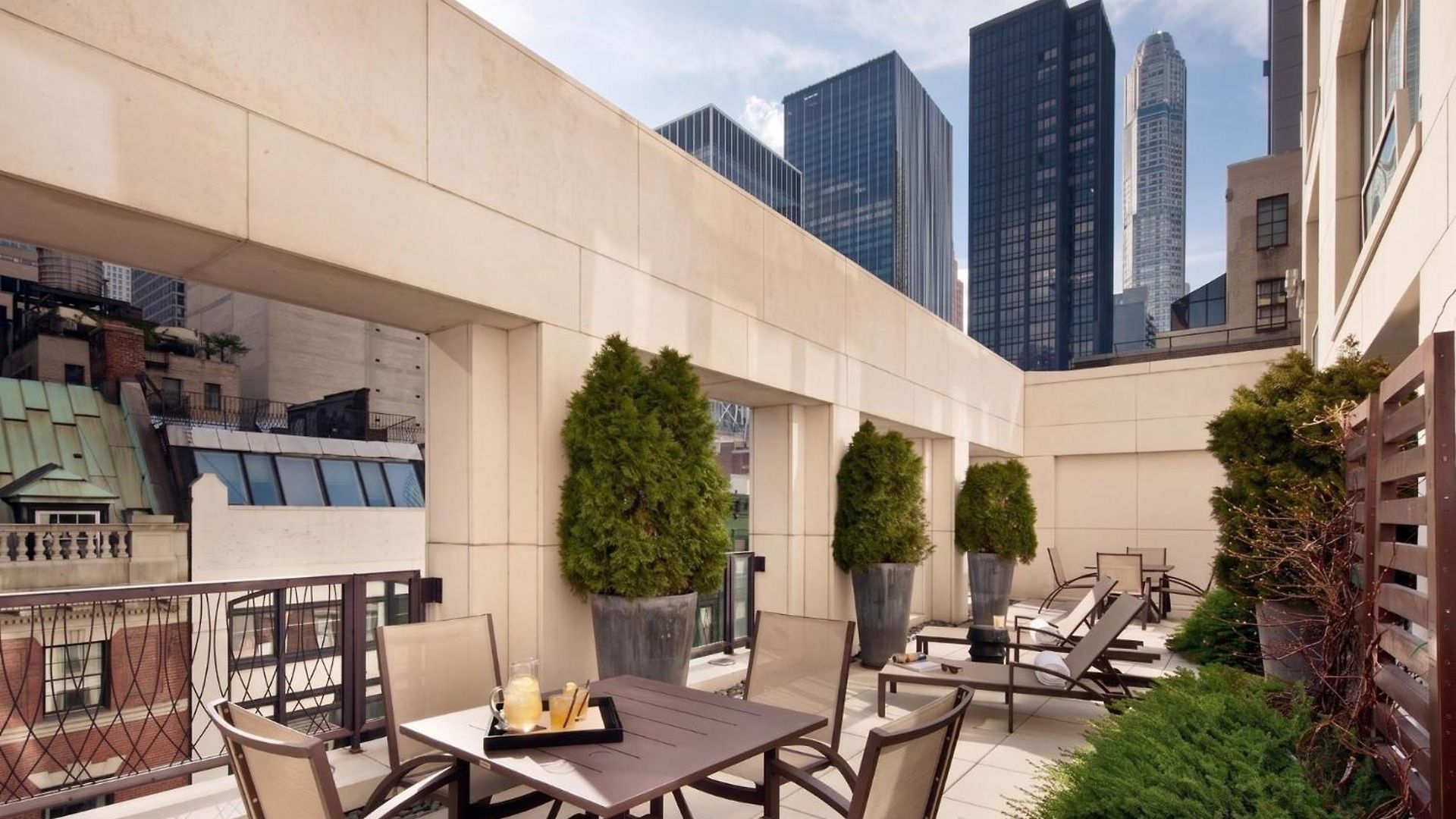Chambers Hotel 4*