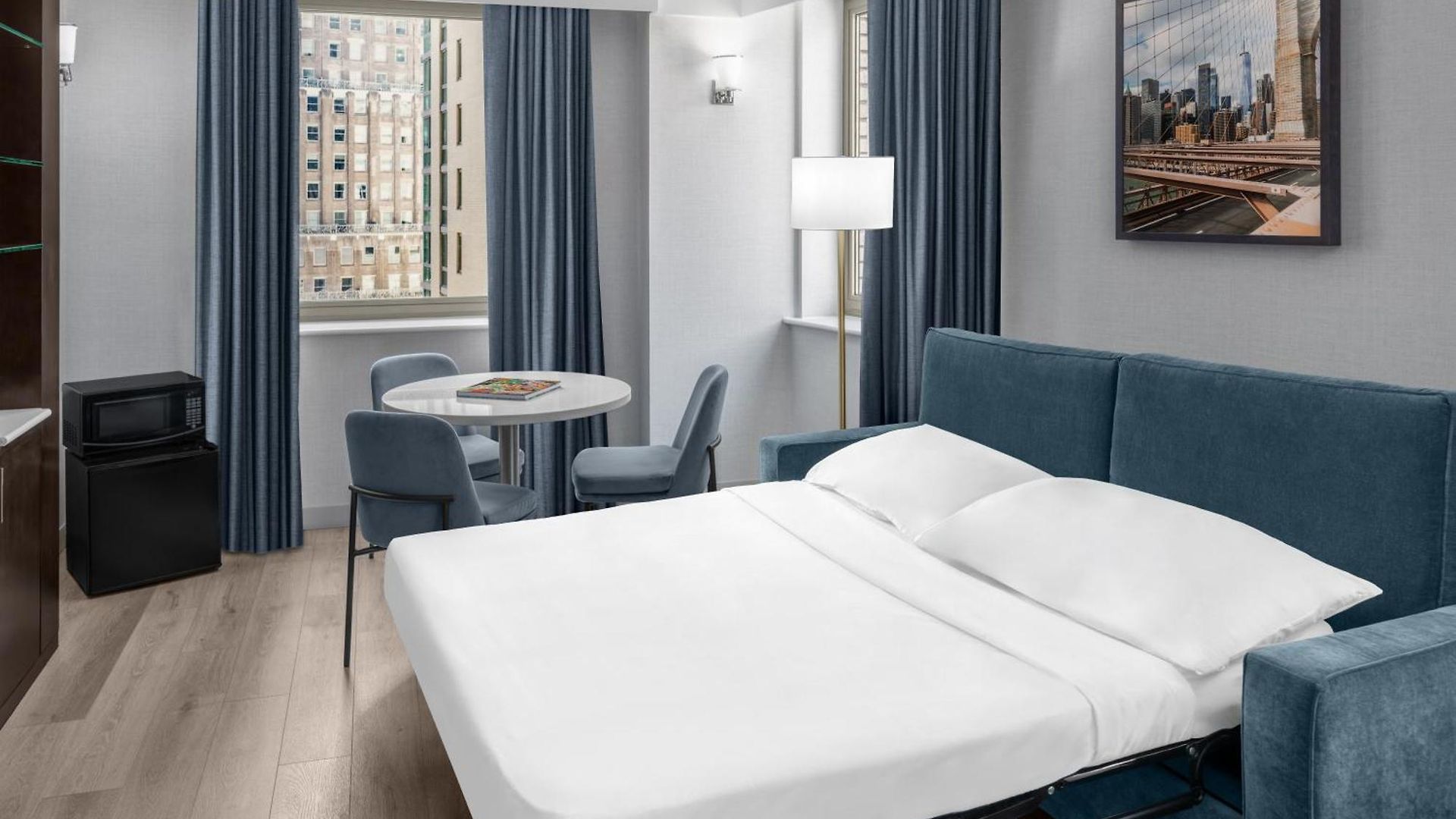 Four Points By Sheraton Downtown Hotel 3*