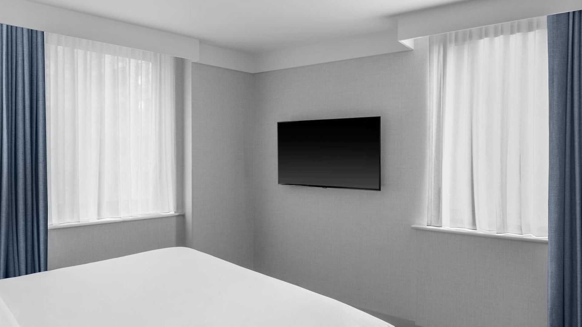 Four Points By Sheraton Downtown Hotel 3*