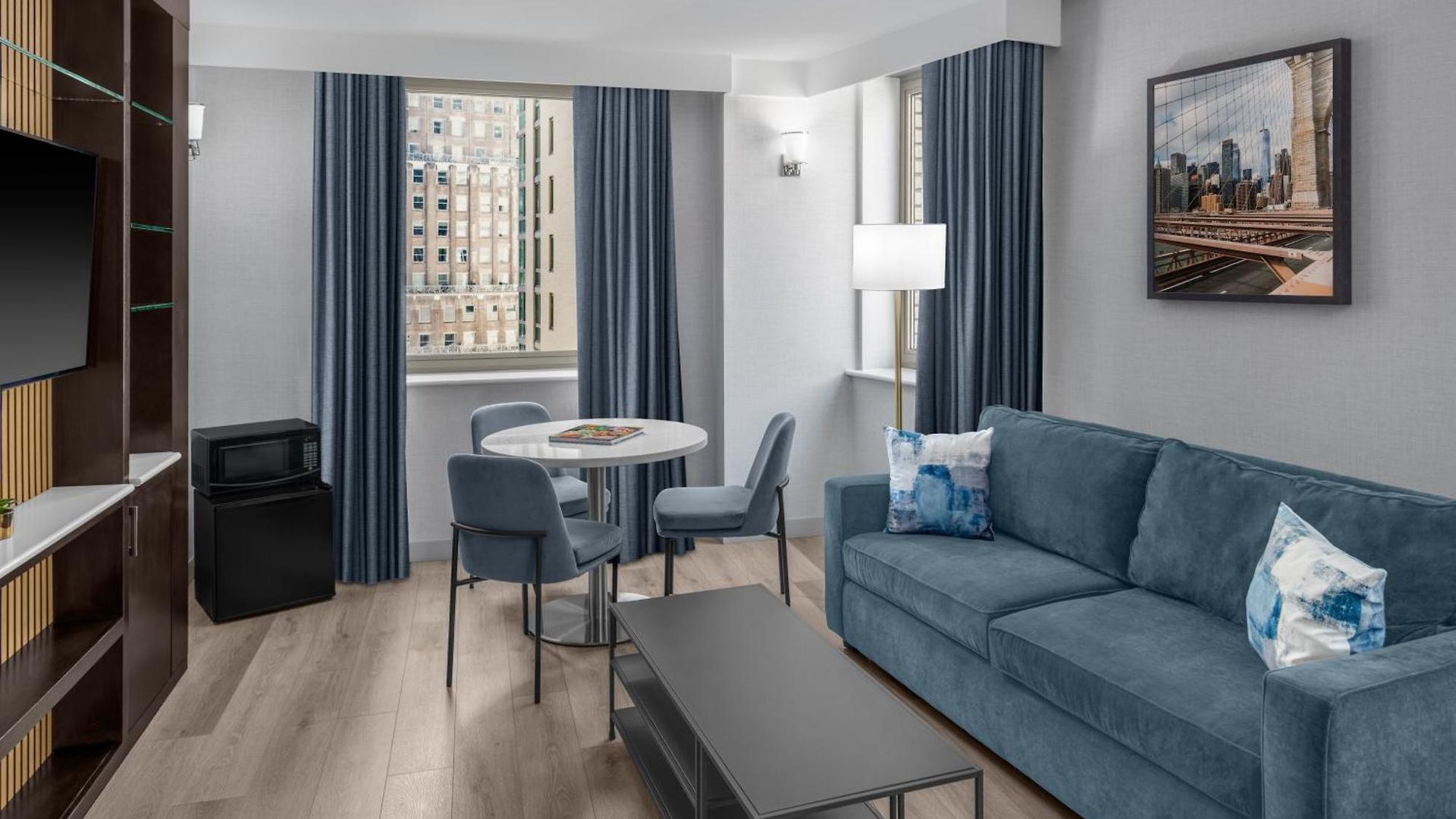 Four Points By Sheraton Downtown