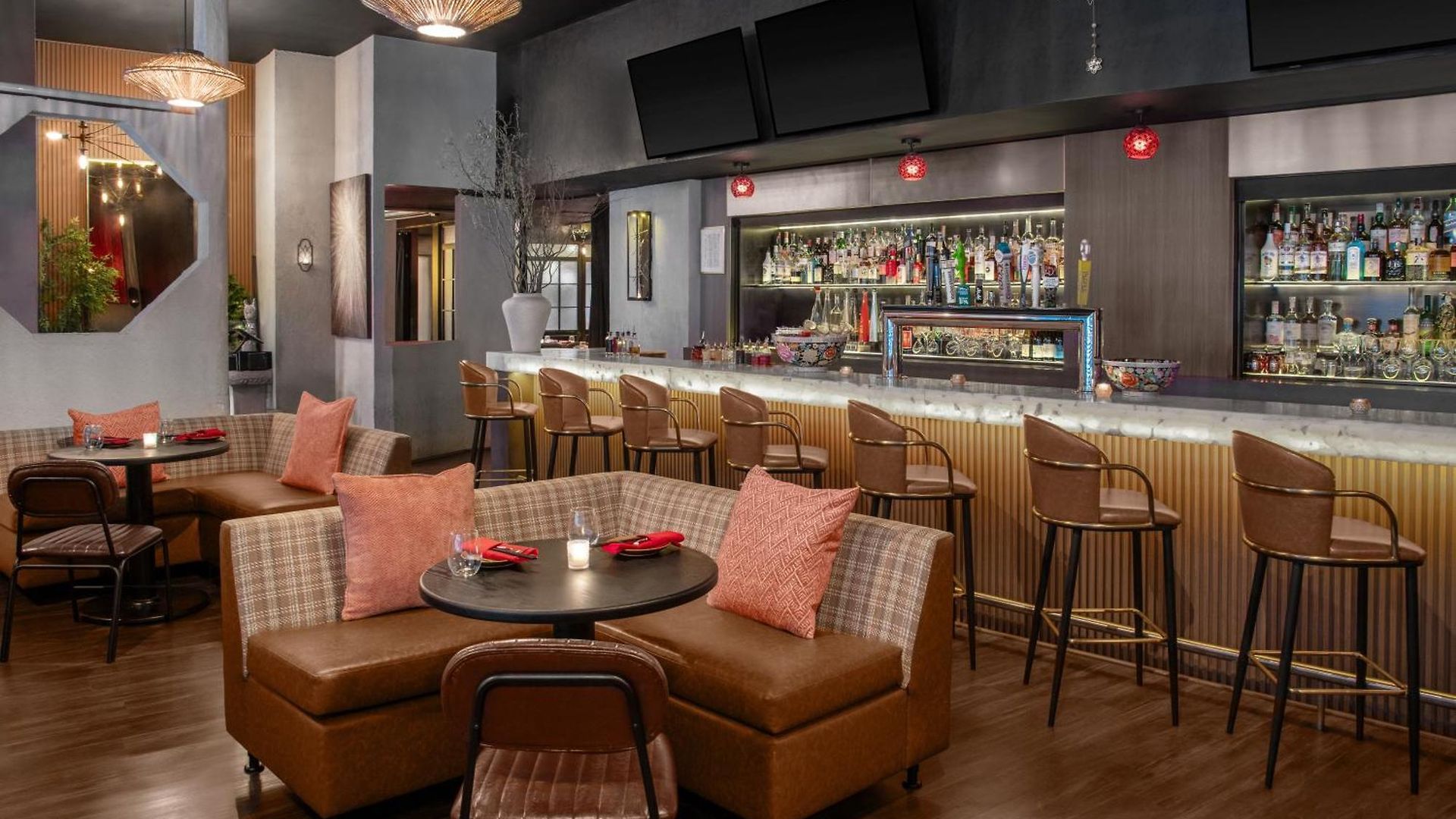 Four Points By Sheraton Downtown Hotel