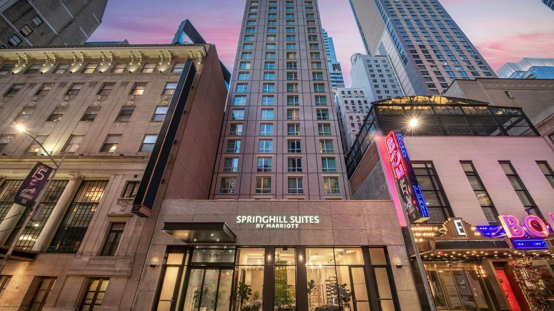 Hotel Springhill By Marriott Manhattan Times Square 3*