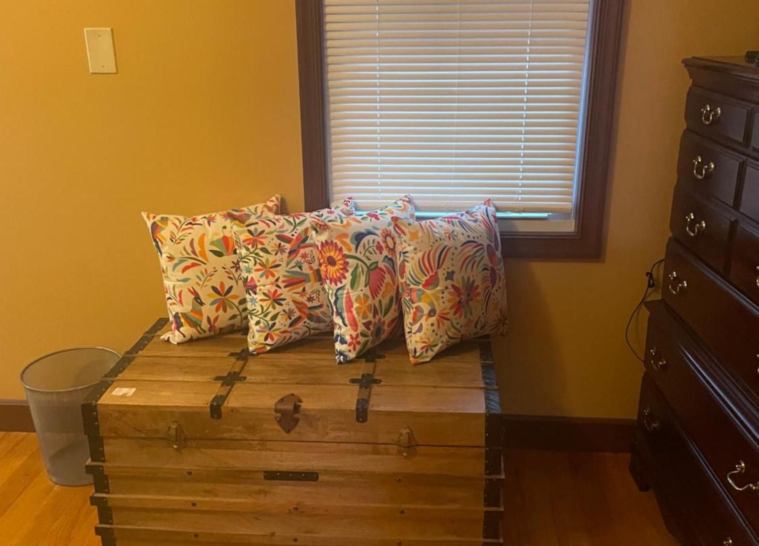 Bed & Breakfast Private Unit With Own Entrance To Share