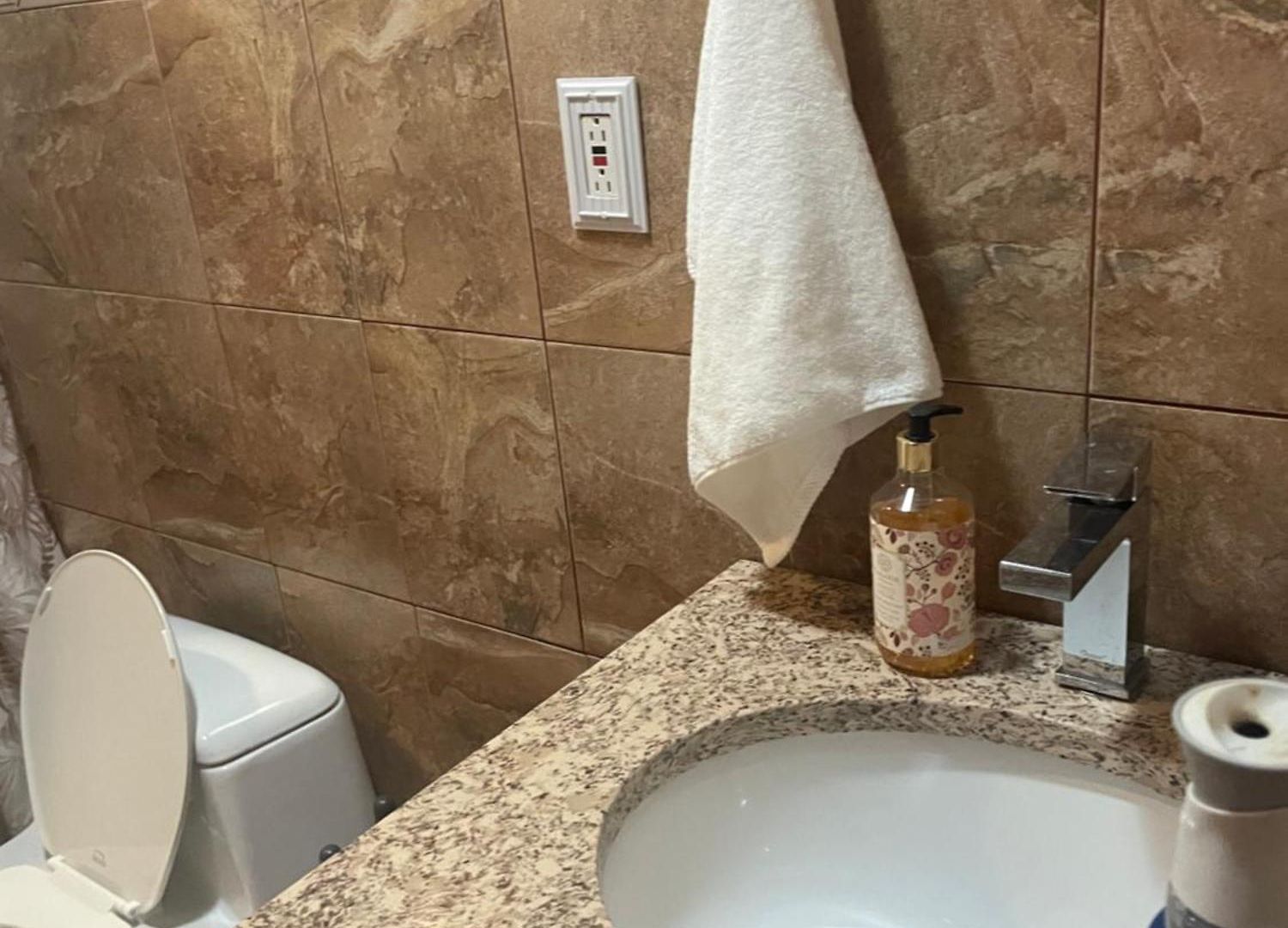 Private Unit With Own Entrance To Share Bed & Breakfast New York