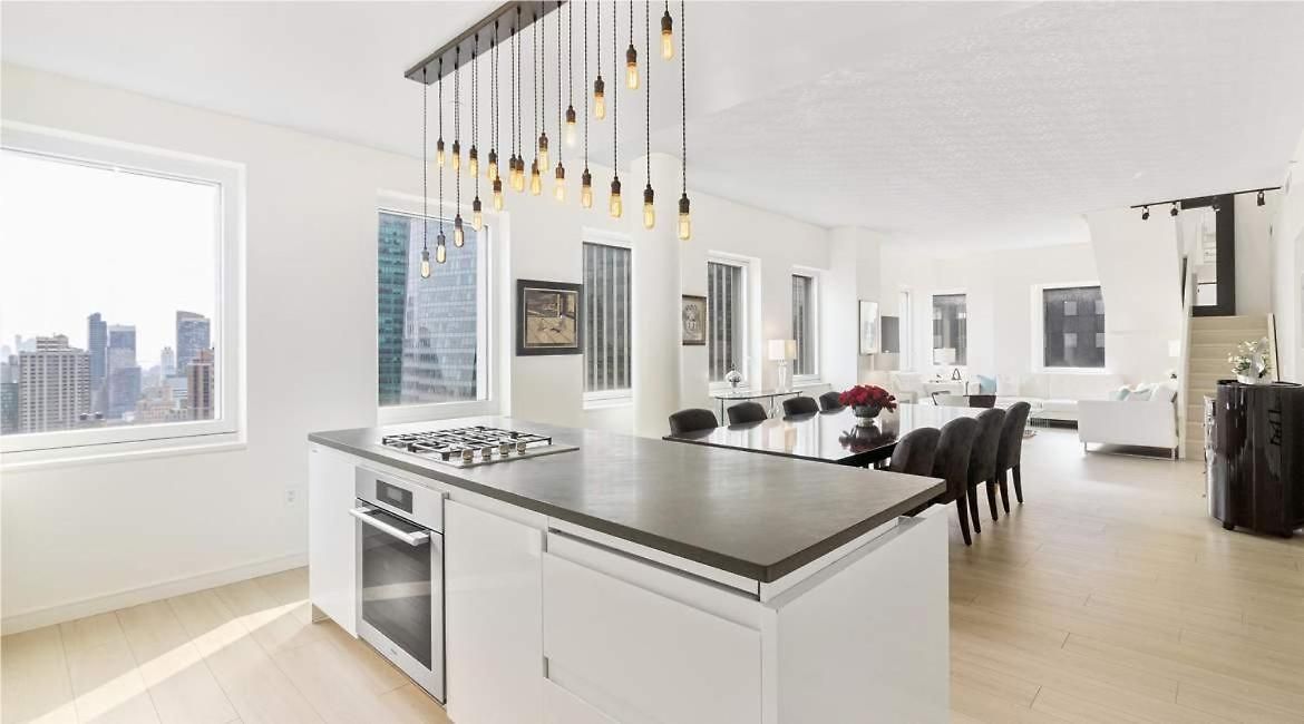 Exclusive Luxury Manhattan Penthouse Apartment, Sleeps 10, Midtown New York