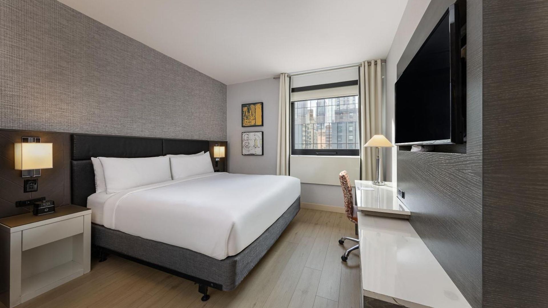 Four Points By Sheraton Manhattan Midtown West 4*