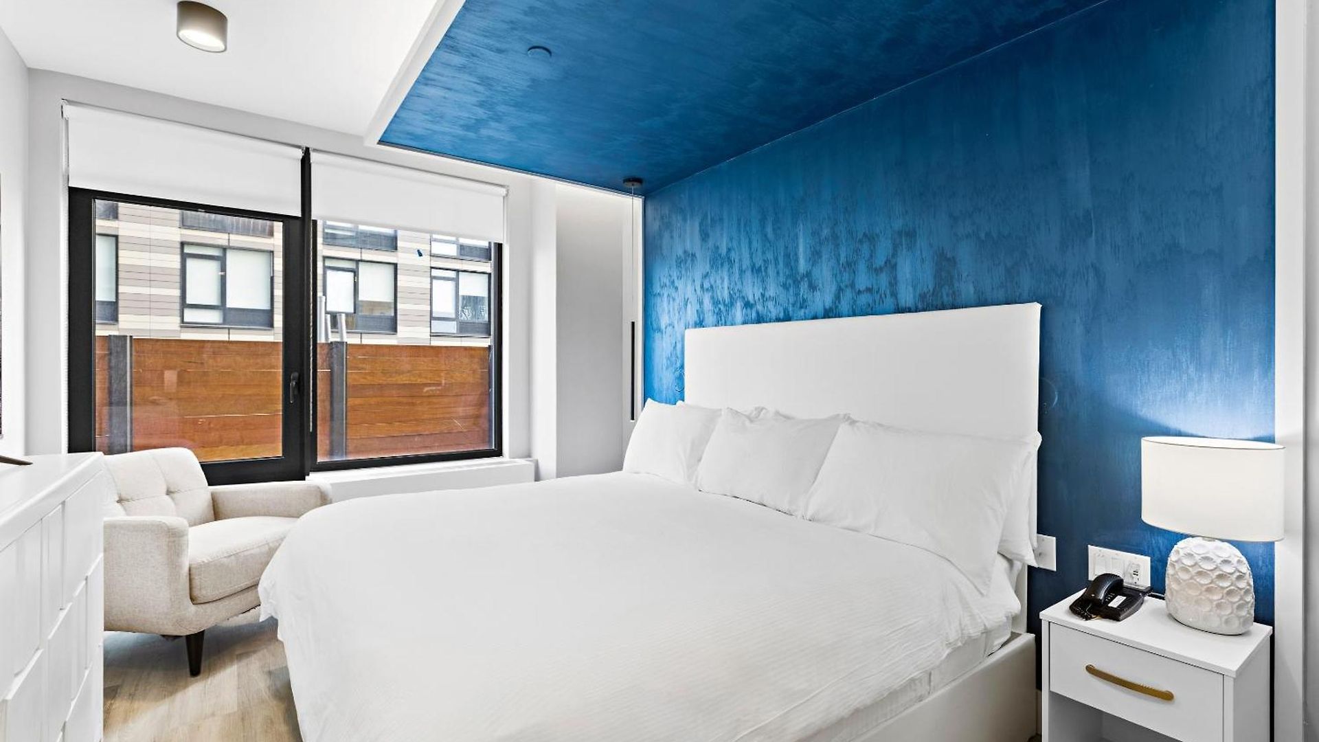 Global Luxury At The Arches Hotel New York