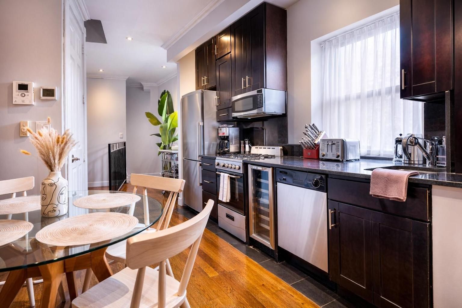 Apartment Three Bedroom West Village Townhouse