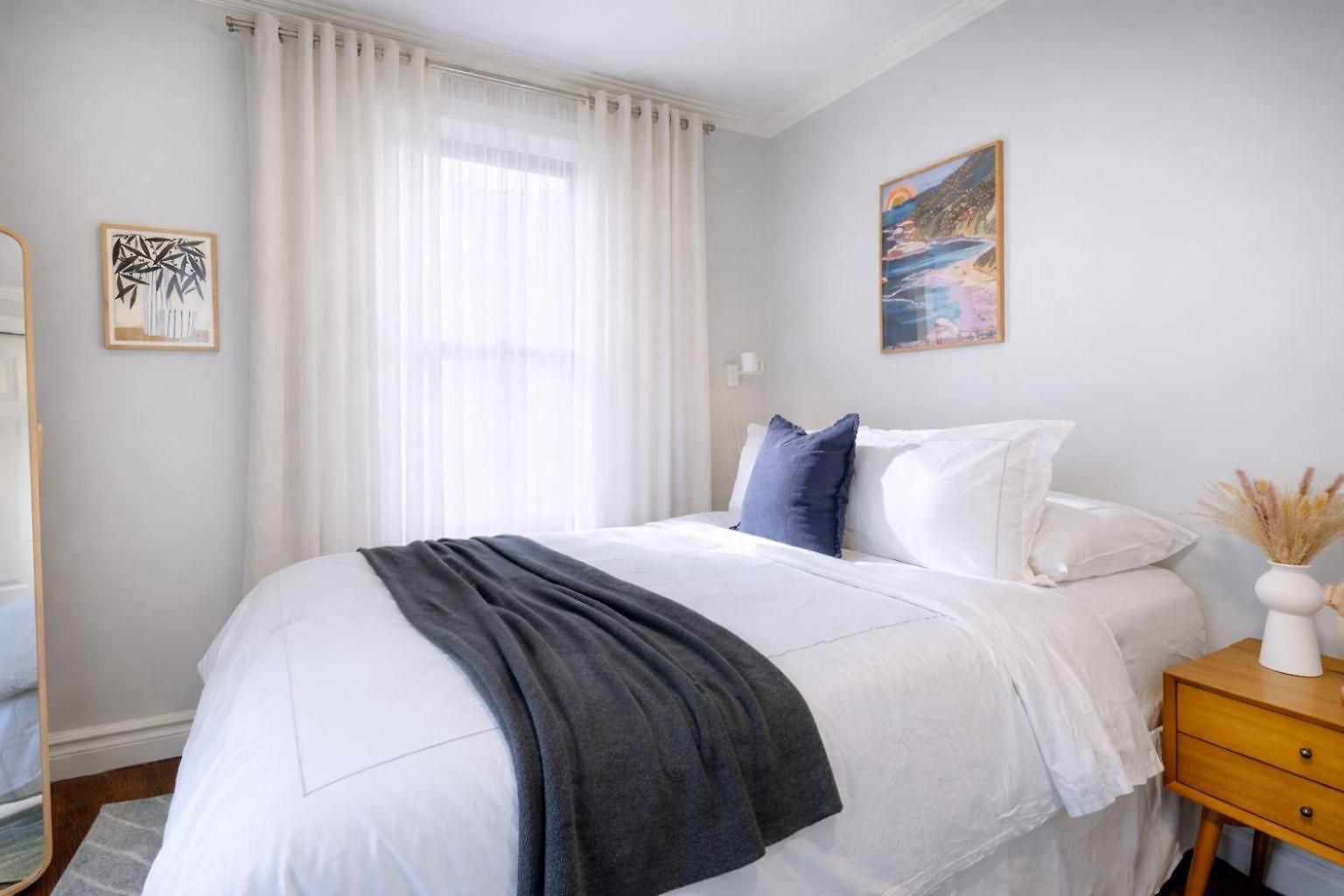 Three Bedroom West Village Townhouse Apartment New York