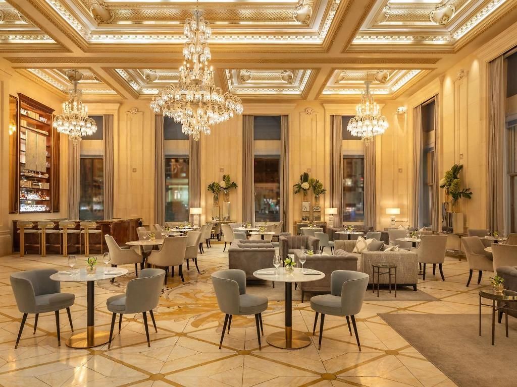 Hotel The Plaza, A Fairmont 5*